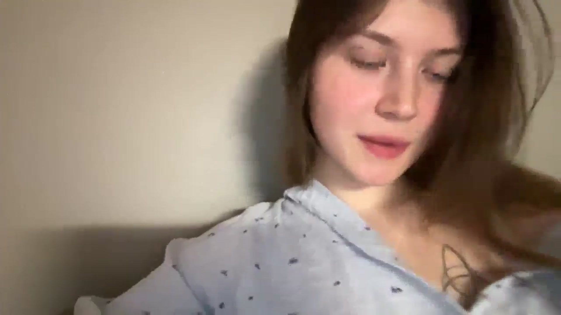 Gallery image thumbnail from BuckwheatLady's myfreecams stream on, 01/22/2026, 21:02 image 6 of 20
