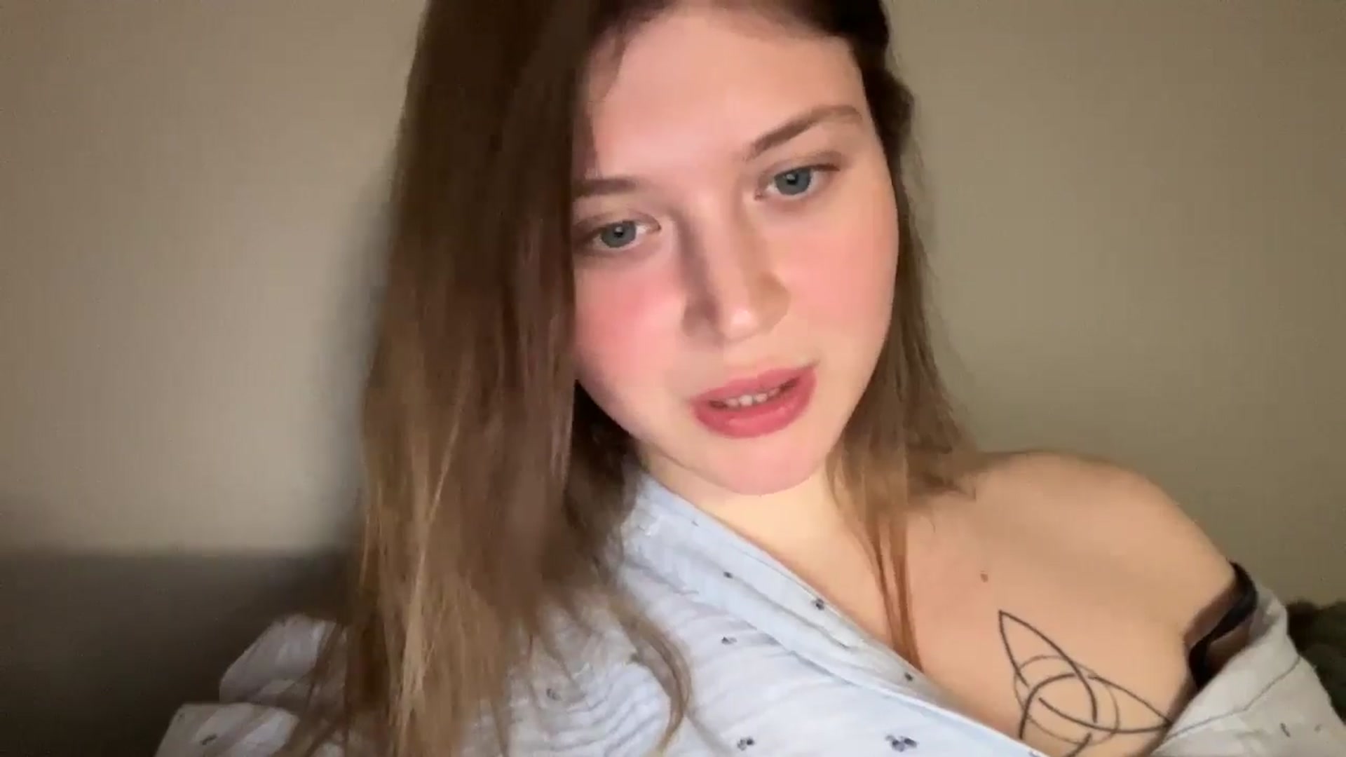 Gallery image thumbnail from BuckwheatLady's myfreecams stream on, 01/22/2026, 21:02 image 15 of 20