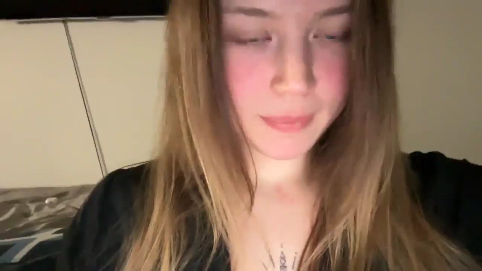 Gallery image thumbnail from BuckwheatLady's myfreecams stream on, 01/23/2026, 22:03 image 8 of 20