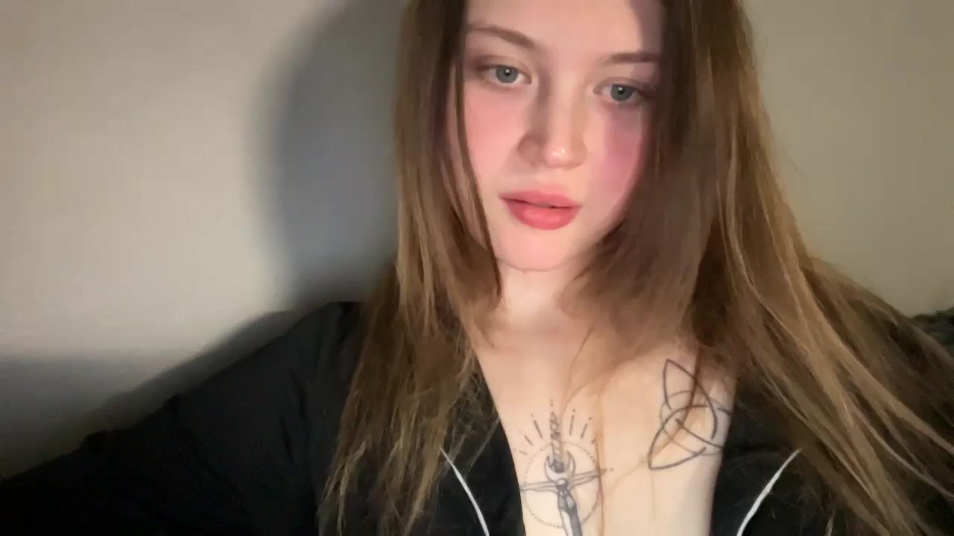 Gallery image thumbnail from BuckwheatLady's myfreecams stream on, 01/23/2026, 22:03 image 5 of 20