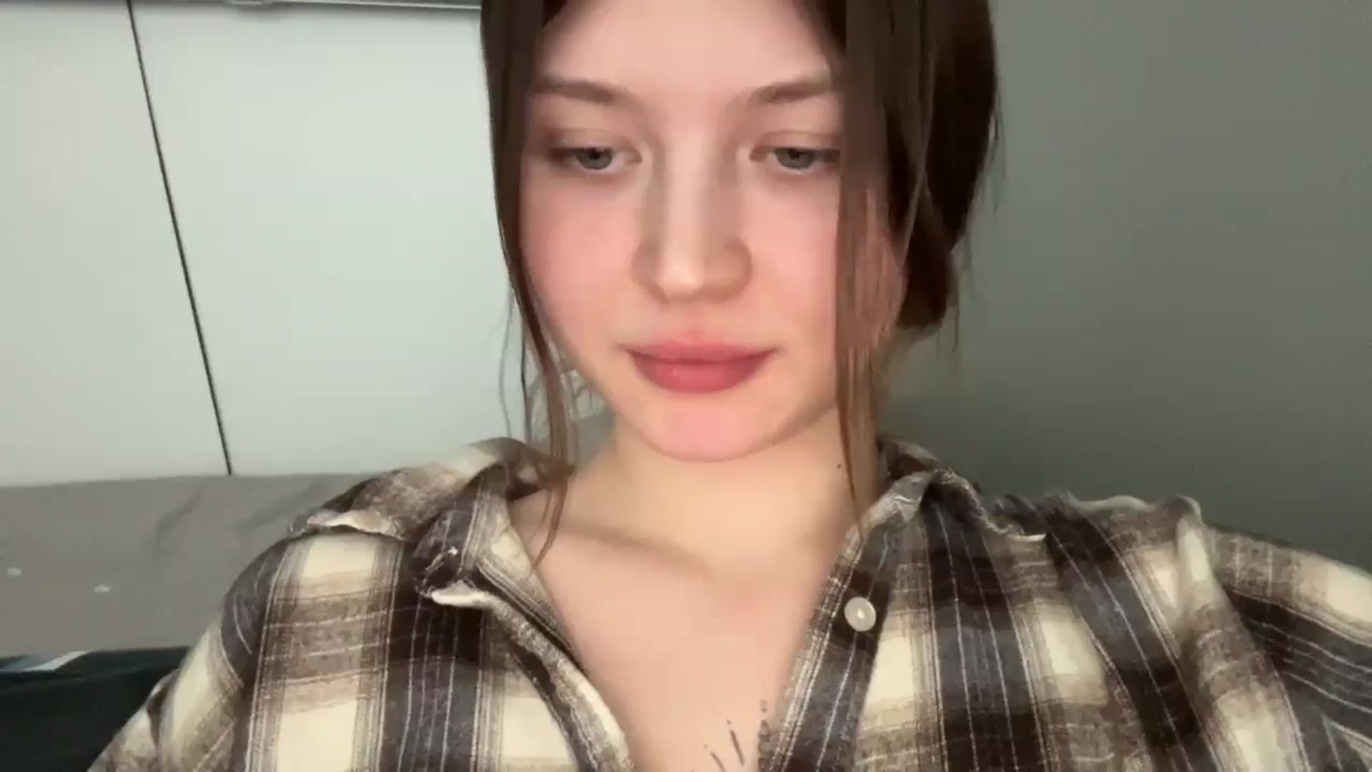 Gallery image thumbnail from BuckwheatLady's myfreecams stream on, 01/26/2026, 10:34 image 3 of 20