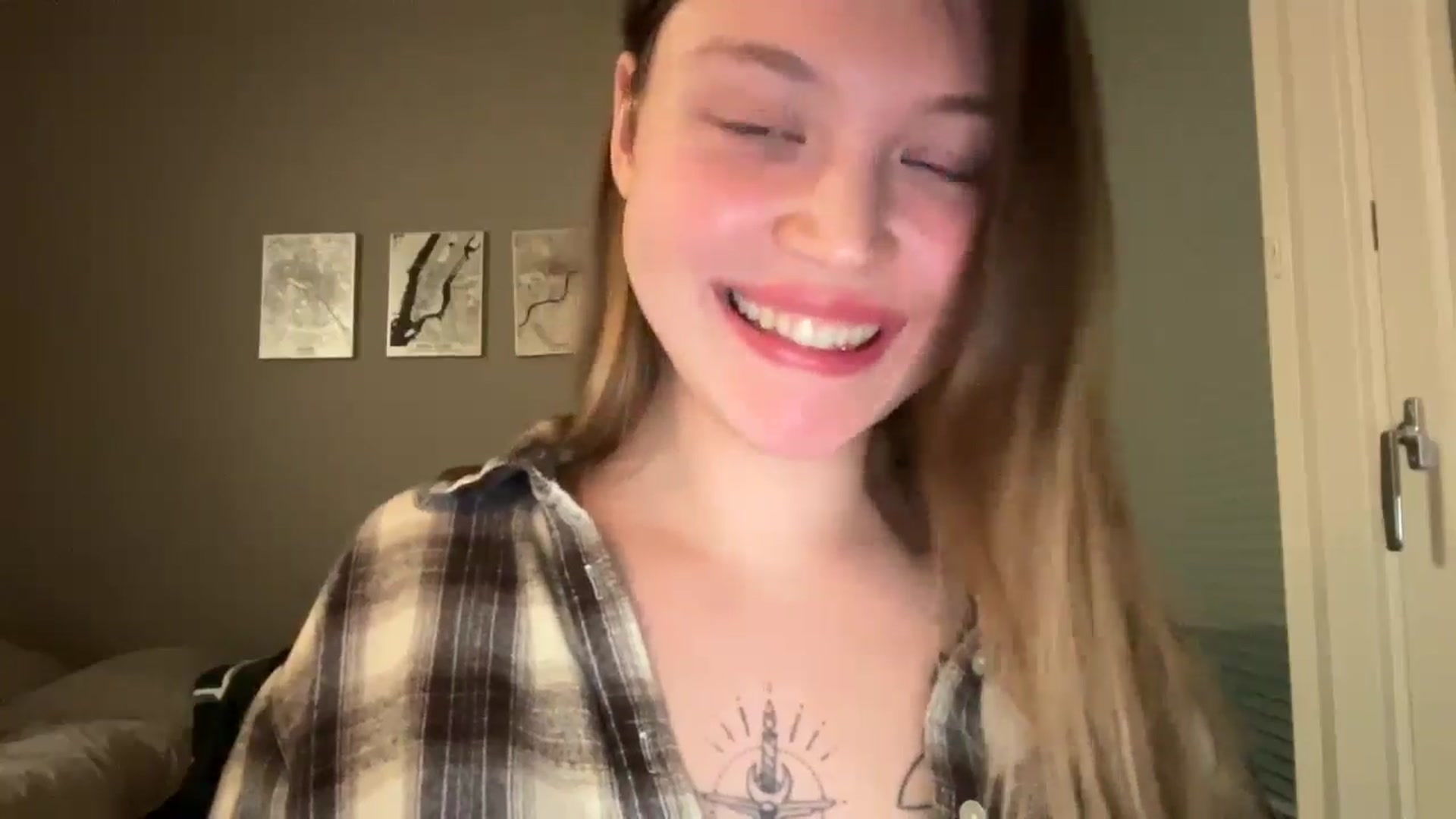 Gallery image thumbnail from BuckwheatLady's myfreecams stream on, 01/26/2026, 21:16 image 14 of 20
