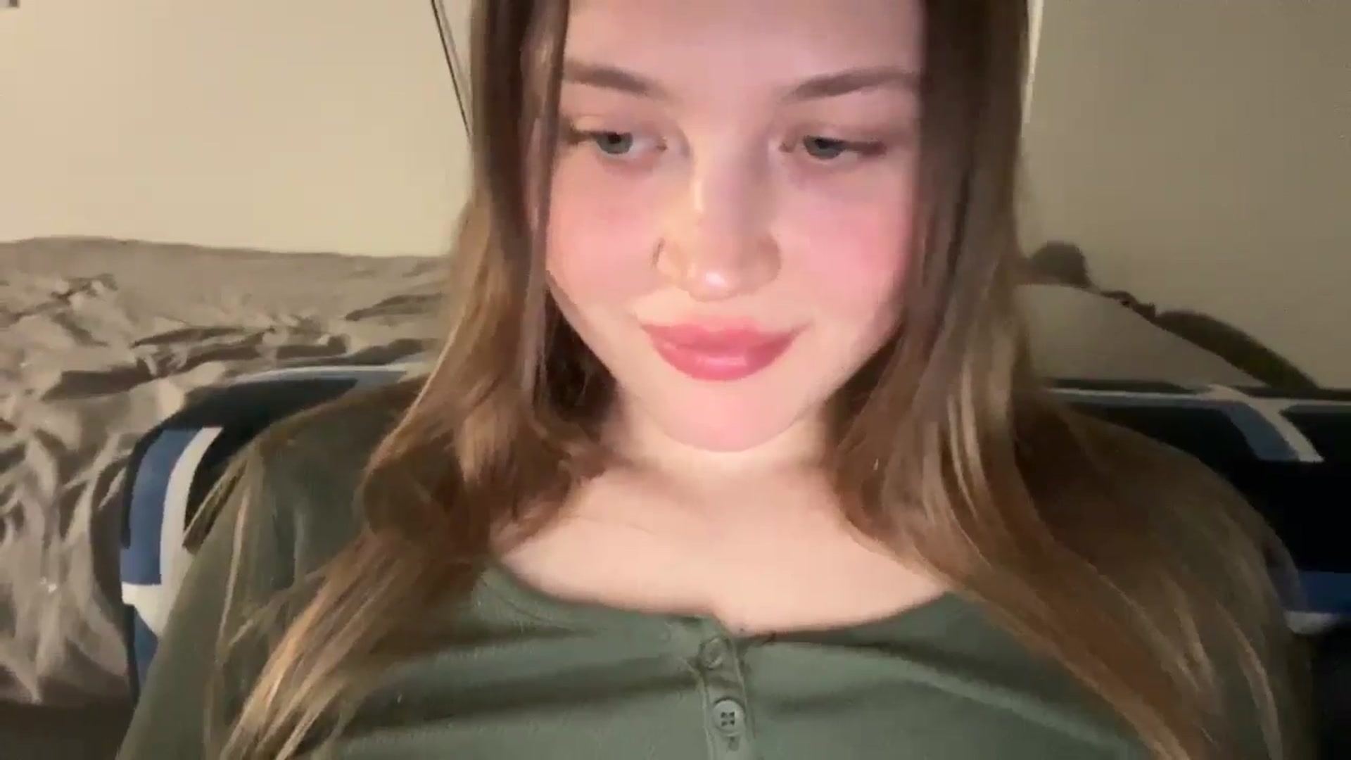 Gallery image thumbnail from BuckwheatLady's myfreecams stream on, 01/30/2026, 19:52 image 12 of 20
