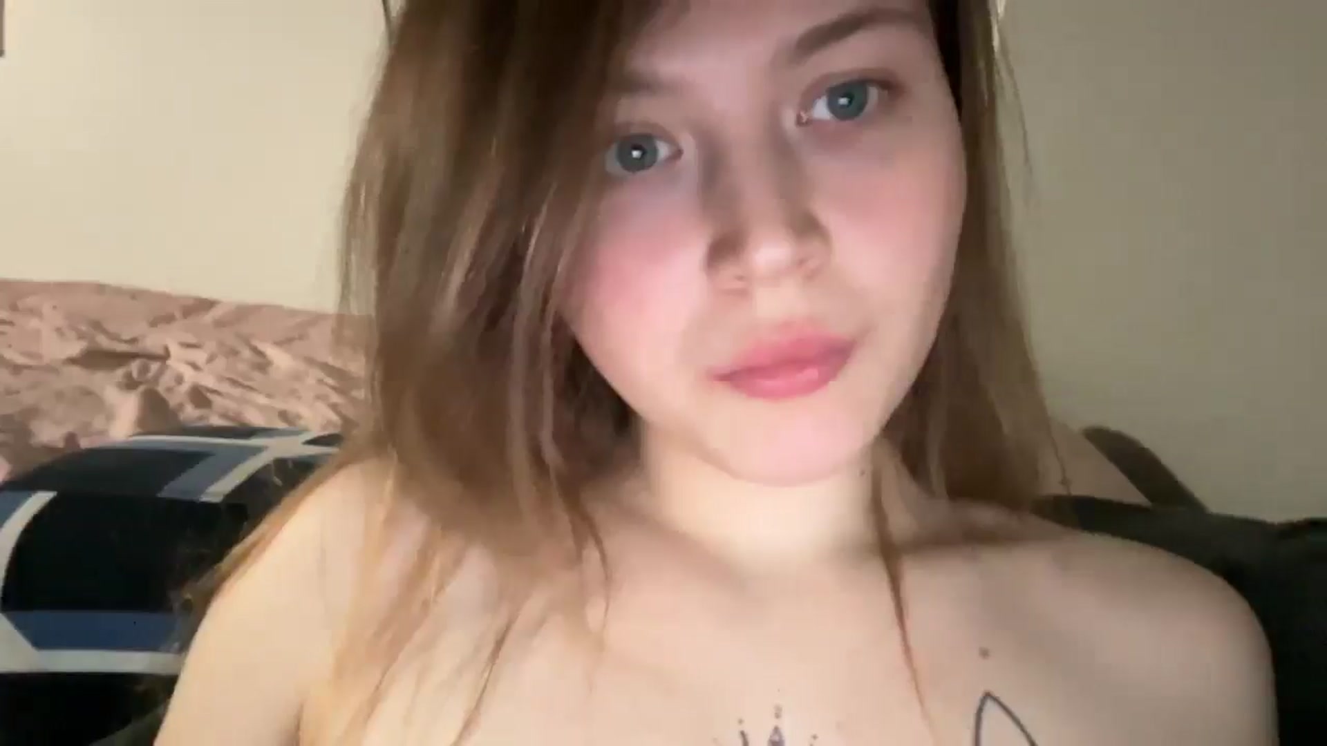 Gallery image thumbnail from BuckwheatLady's myfreecams stream on, 02/03/2026, 23:09 image 16 of 20