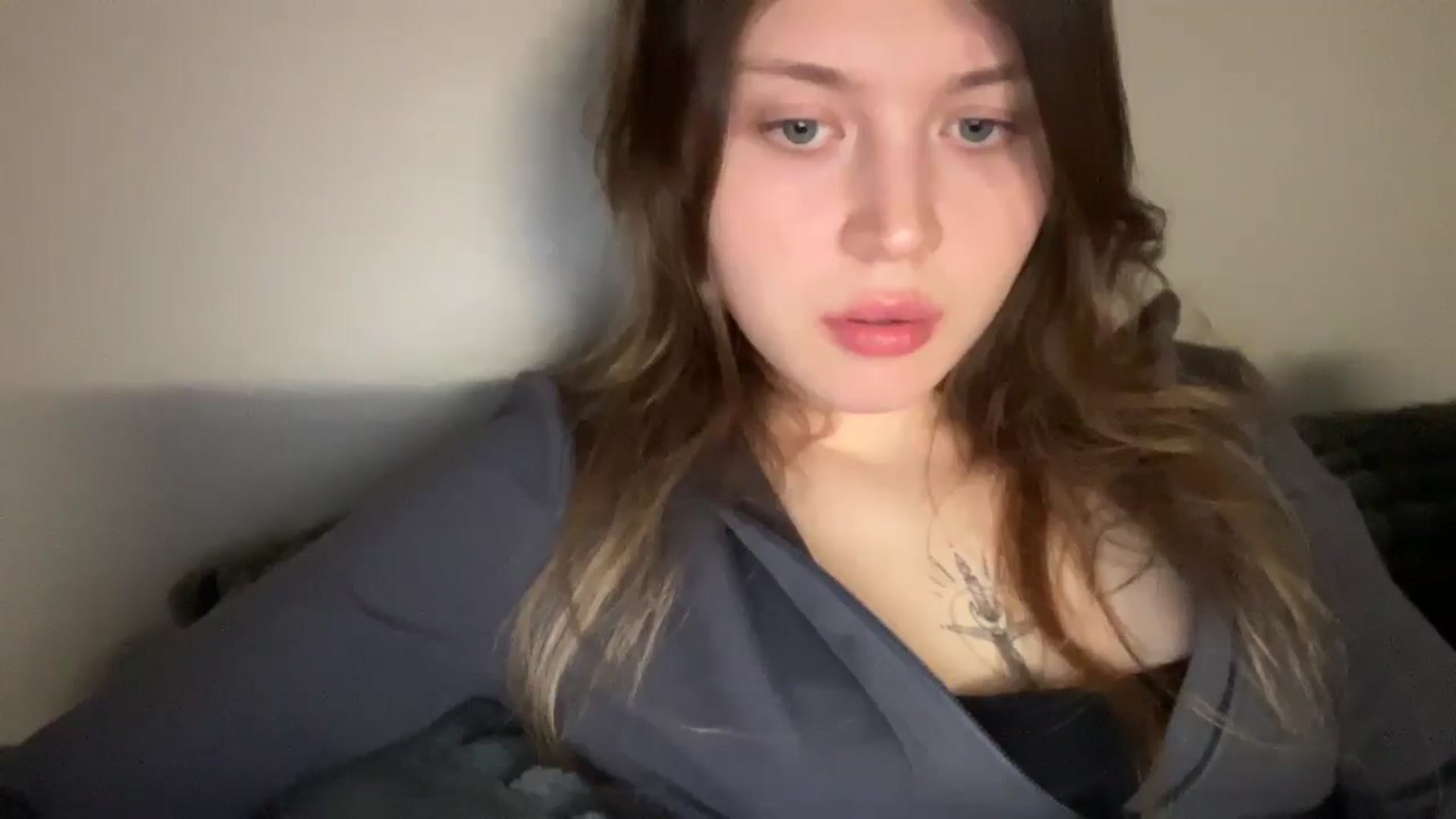 Gallery image thumbnail from BuckwheatLady's myfreecams stream on, 02/04/2026, 17:52 image 4 of 20