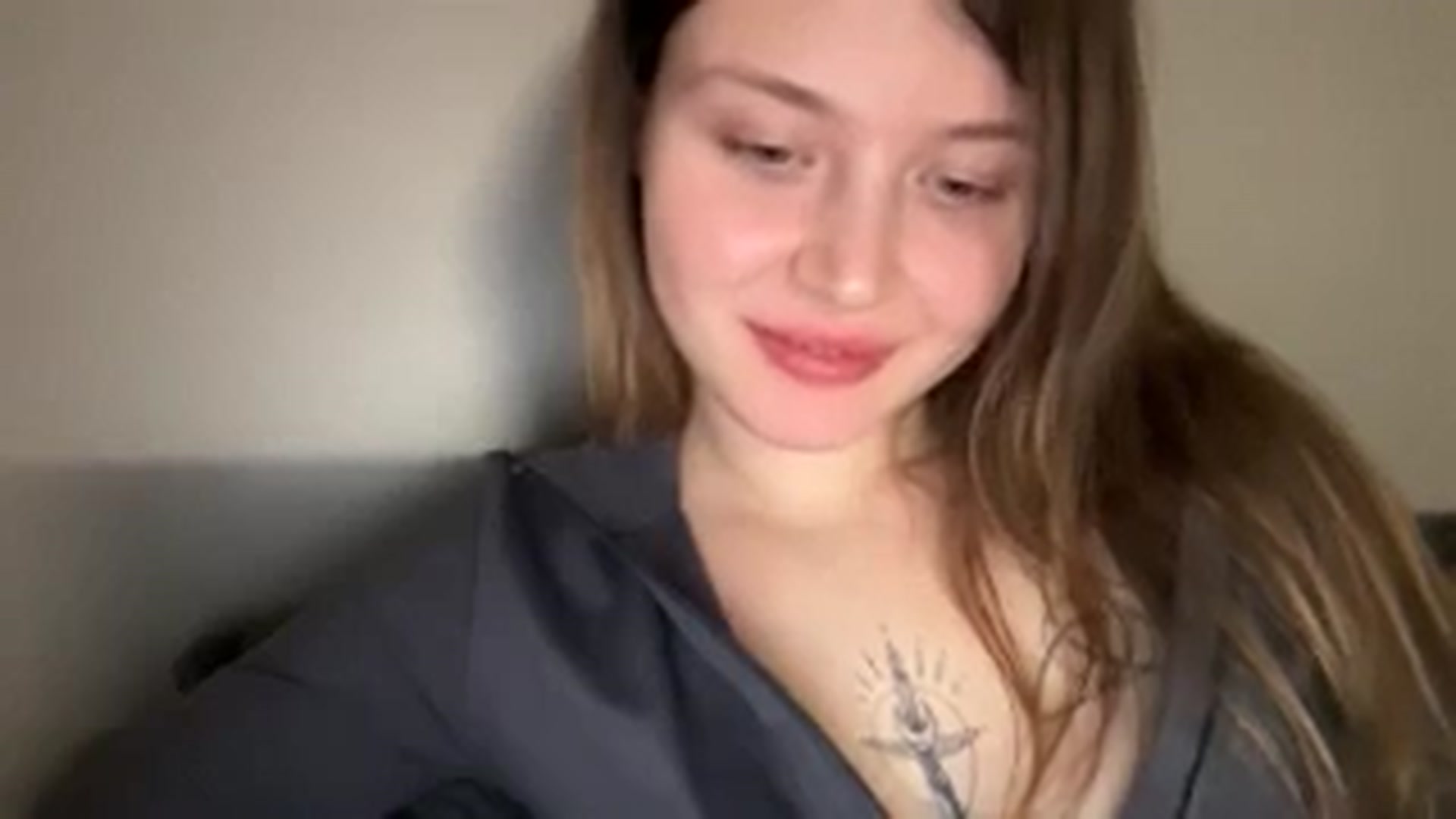 Gallery image thumbnail from BuckwheatLady's myfreecams stream on, 02/04/2026, 17:52 image 16 of 20