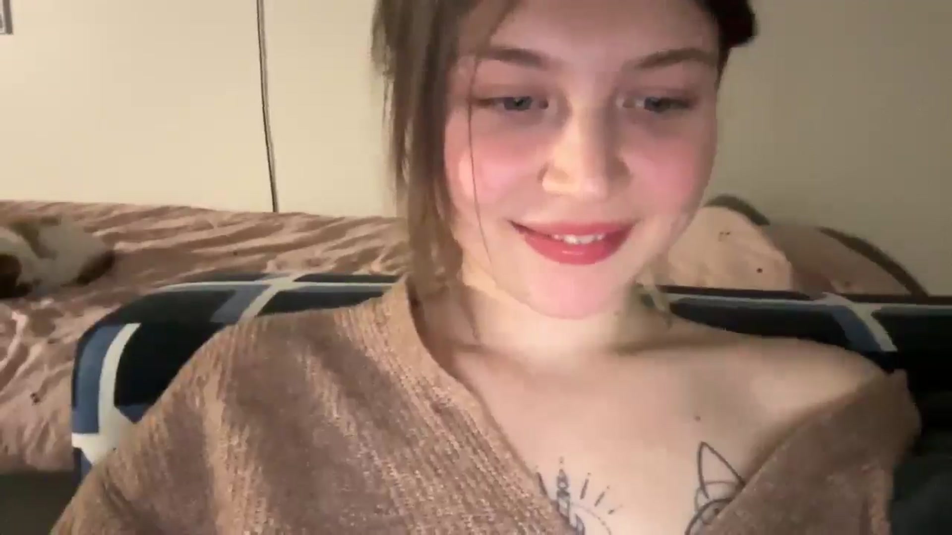 Gallery image thumbnail from BuckwheatLady's myfreecams stream on, 02/06/2026, 19:44 image 11 of 20