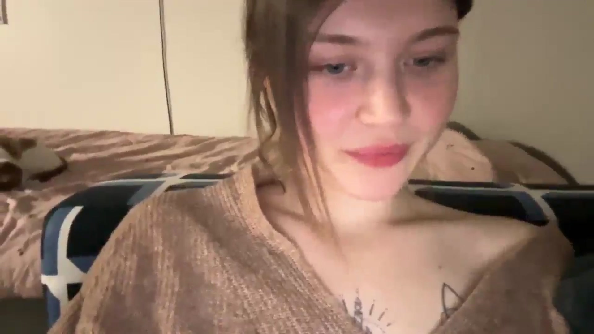 Gallery image thumbnail from BuckwheatLady's myfreecams stream on, 02/06/2026, 19:44 image 10 of 20