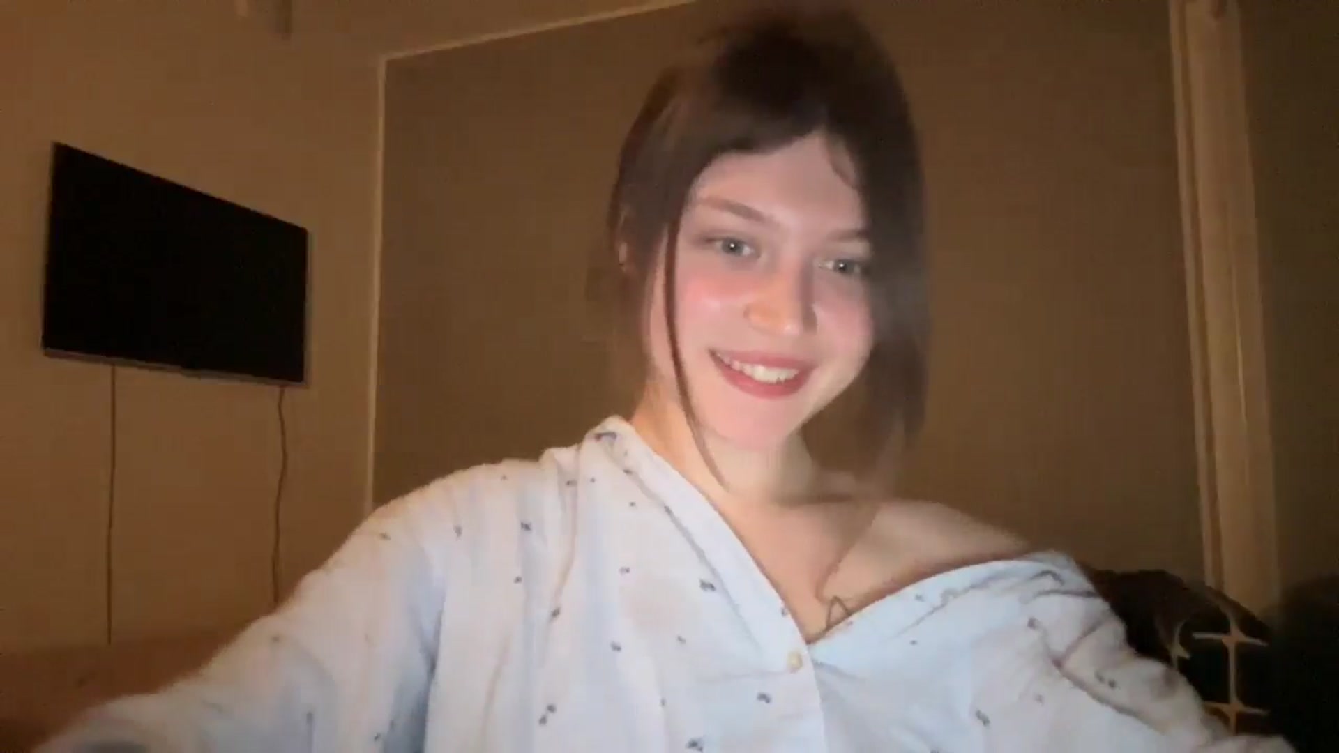 Gallery image thumbnail from BuckwheatLady's myfreecams stream on, 02/06/2026, 22:25 image 18 of 20