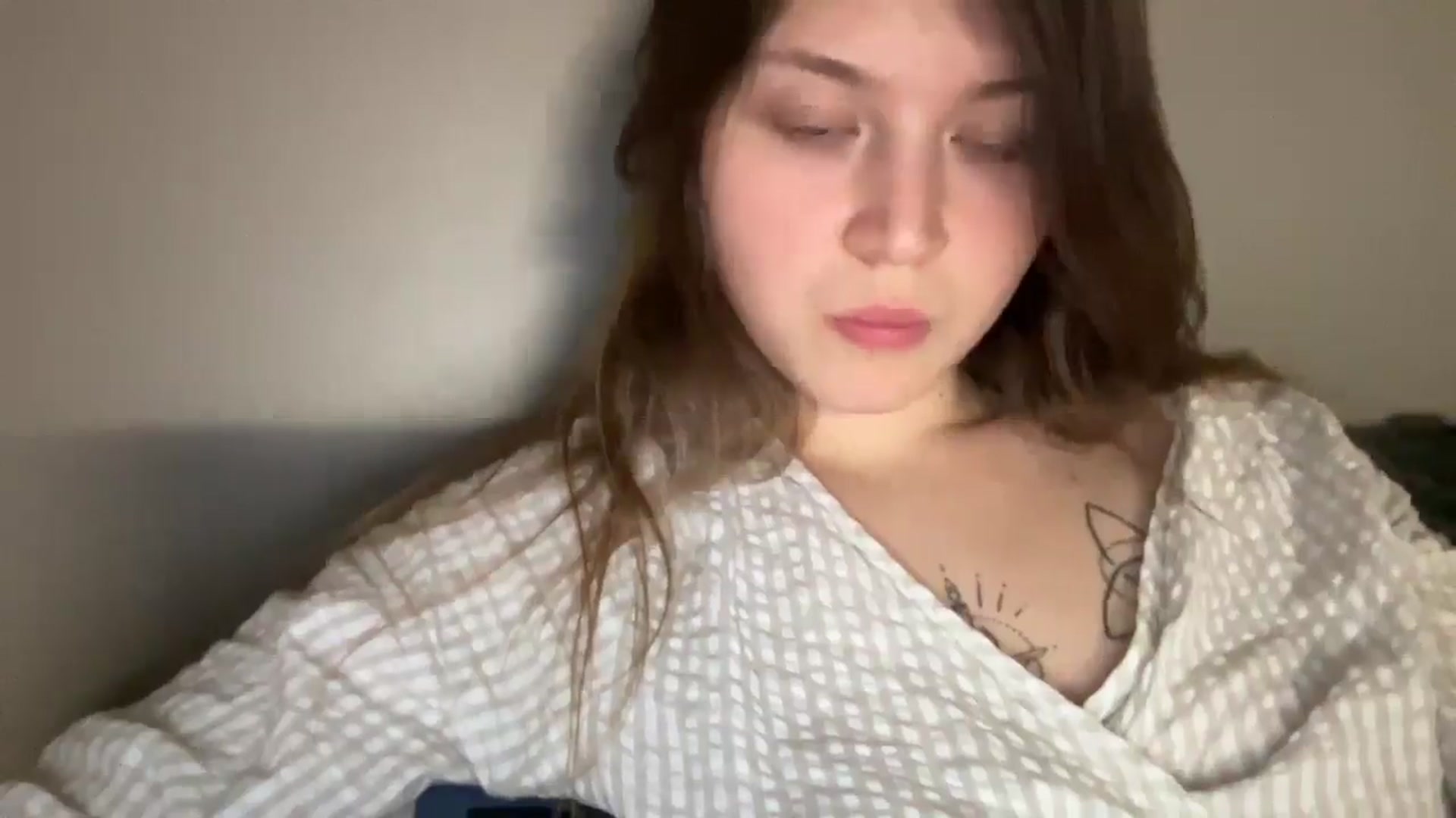 Gallery image thumbnail from BuckwheatLady's myfreecams stream on, 02/08/2026, 15:53 image 6 of 20