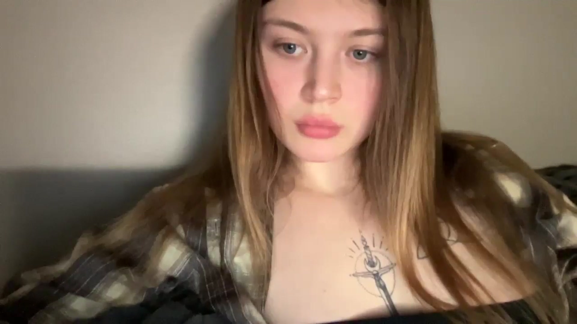 Gallery image thumbnail from BuckwheatLady's myfreecams stream on, 02/11/2026, 19:16 image 4 of 20