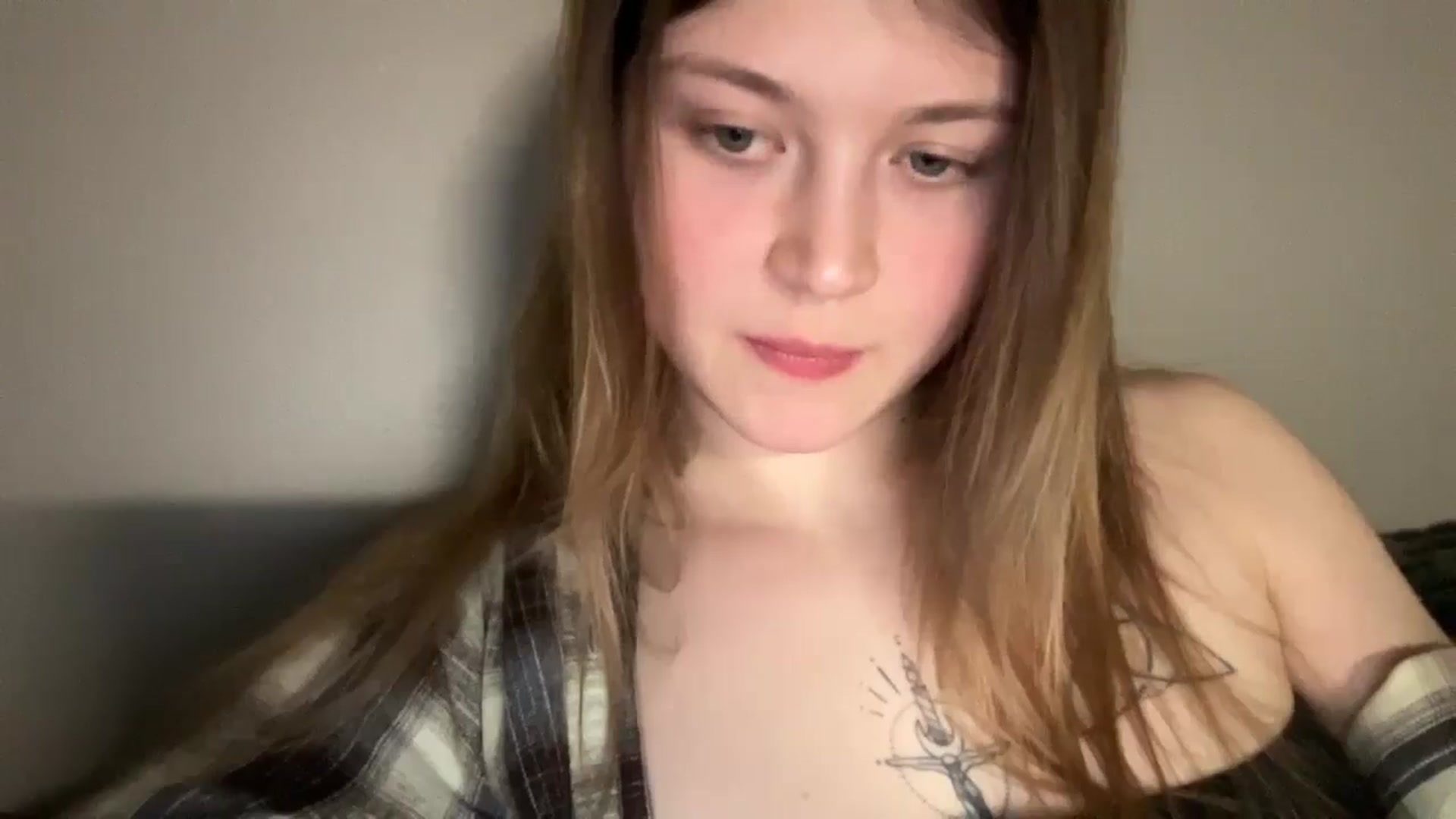 Gallery image thumbnail from BuckwheatLady's myfreecams stream on, 02/11/2026, 19:16 image 15 of 20