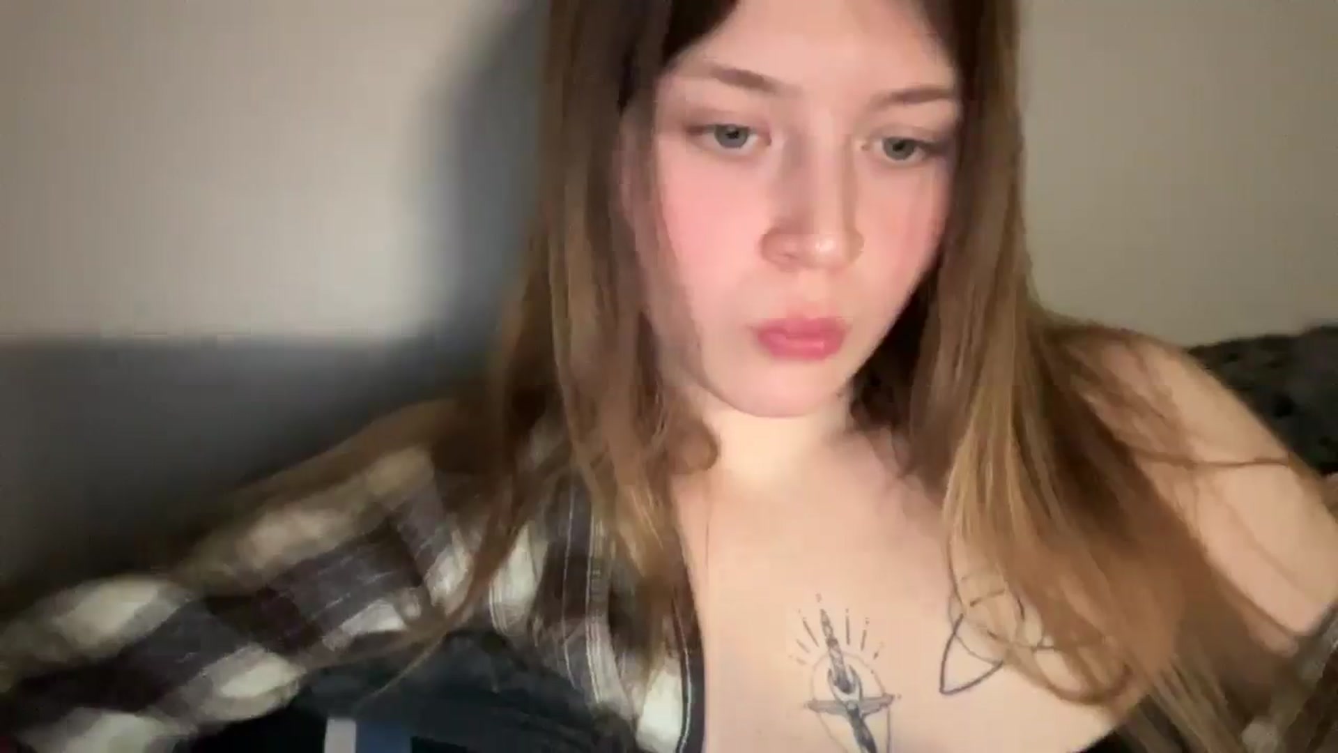 Gallery image thumbnail from BuckwheatLady's myfreecams stream on, 02/11/2026, 20:17 image 13 of 20