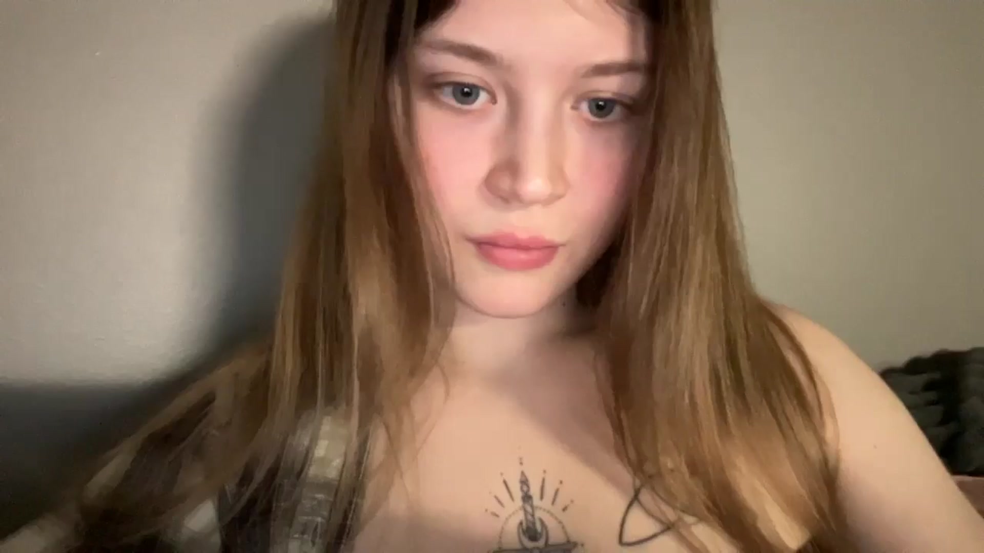 Gallery image thumbnail from BuckwheatLady's myfreecams stream on, 02/11/2026, 20:17 image 6 of 20