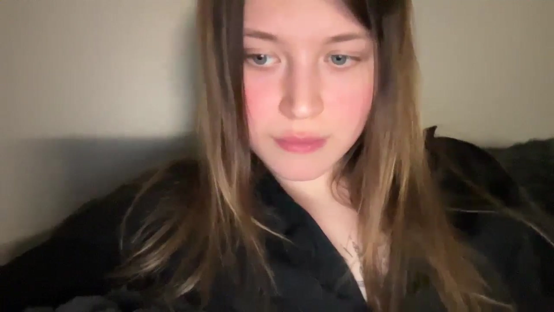 Gallery image thumbnail from BuckwheatLady's myfreecams stream on, 02/15/2026, 19:37 image 17 of 20