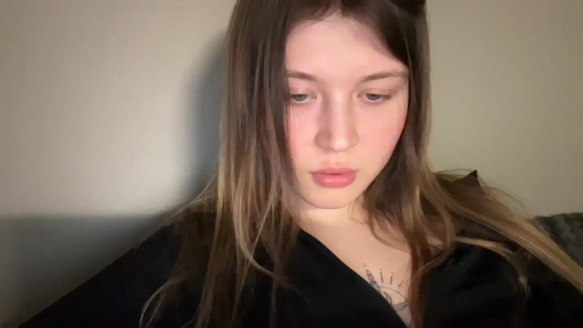 Gallery image thumbnail from BuckwheatLady's myfreecams stream on, 02/15/2026, 19:37 image 1 of 20