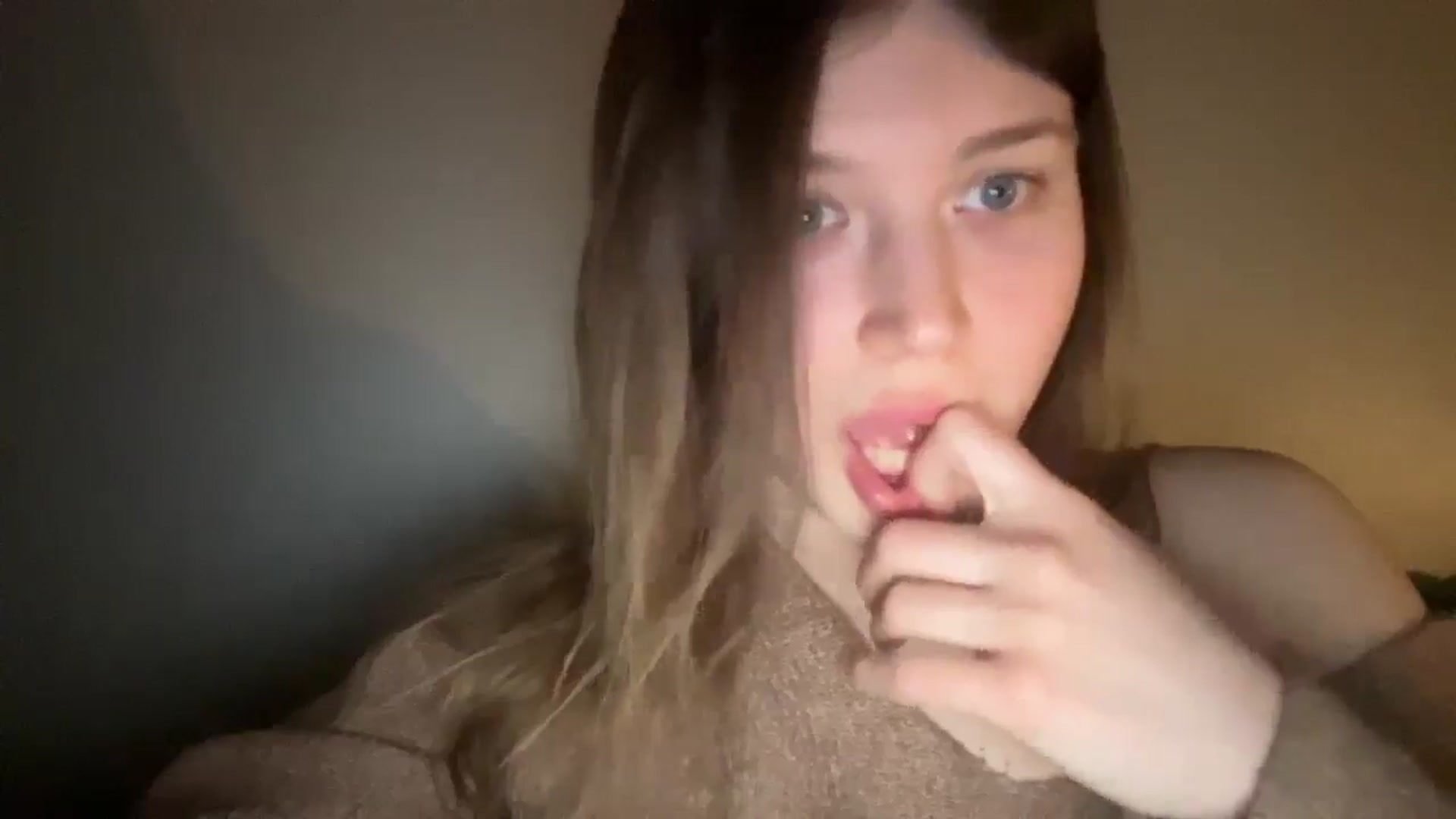 Gallery image thumbnail from BuckwheatLady's myfreecams stream on, 02/18/2026, 19:05 image 20 of 20