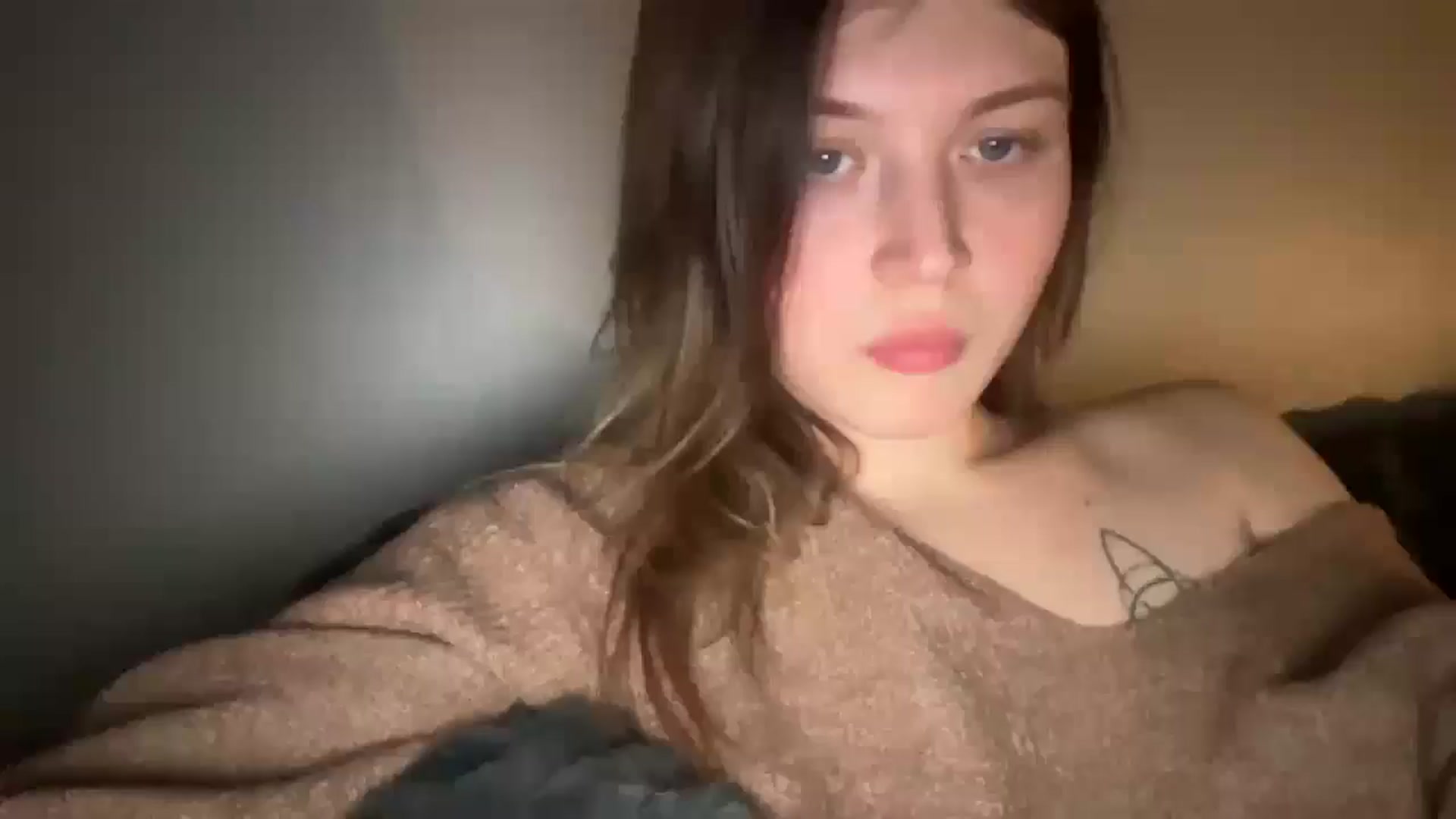 Gallery image thumbnail from BuckwheatLady's myfreecams stream on, 02/18/2026, 19:05 image 3 of 20