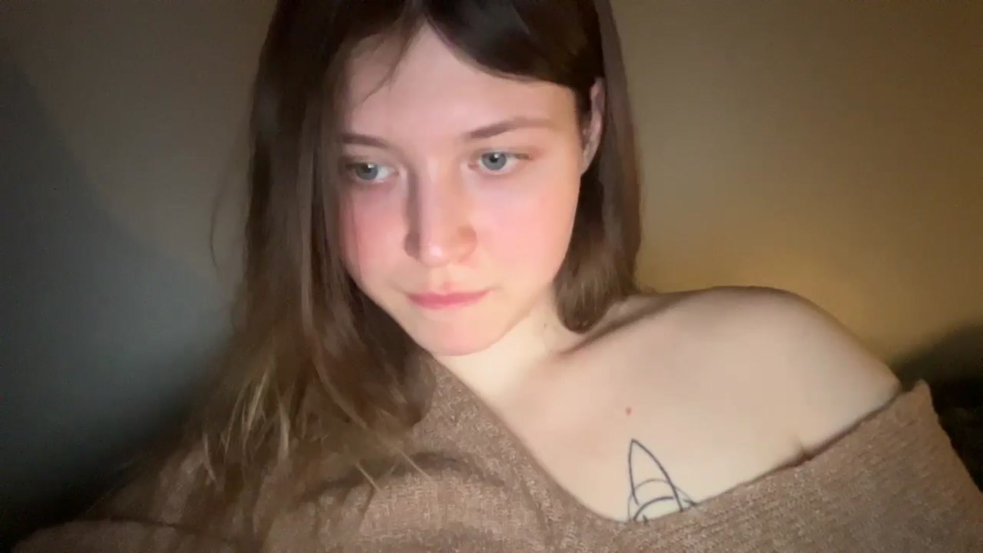 Gallery image thumbnail from BuckwheatLady's myfreecams stream on, 02/18/2026, 19:05 image 9 of 20