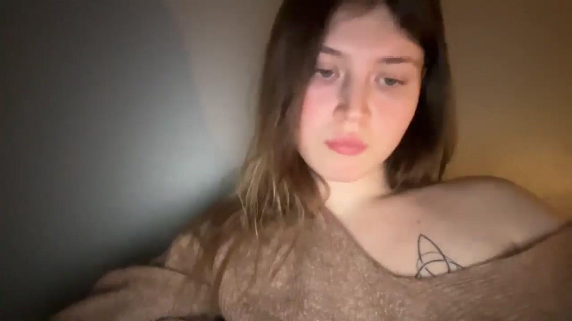 Gallery image thumbnail from BuckwheatLady's myfreecams stream on, 02/18/2026, 19:05 image 10 of 20
