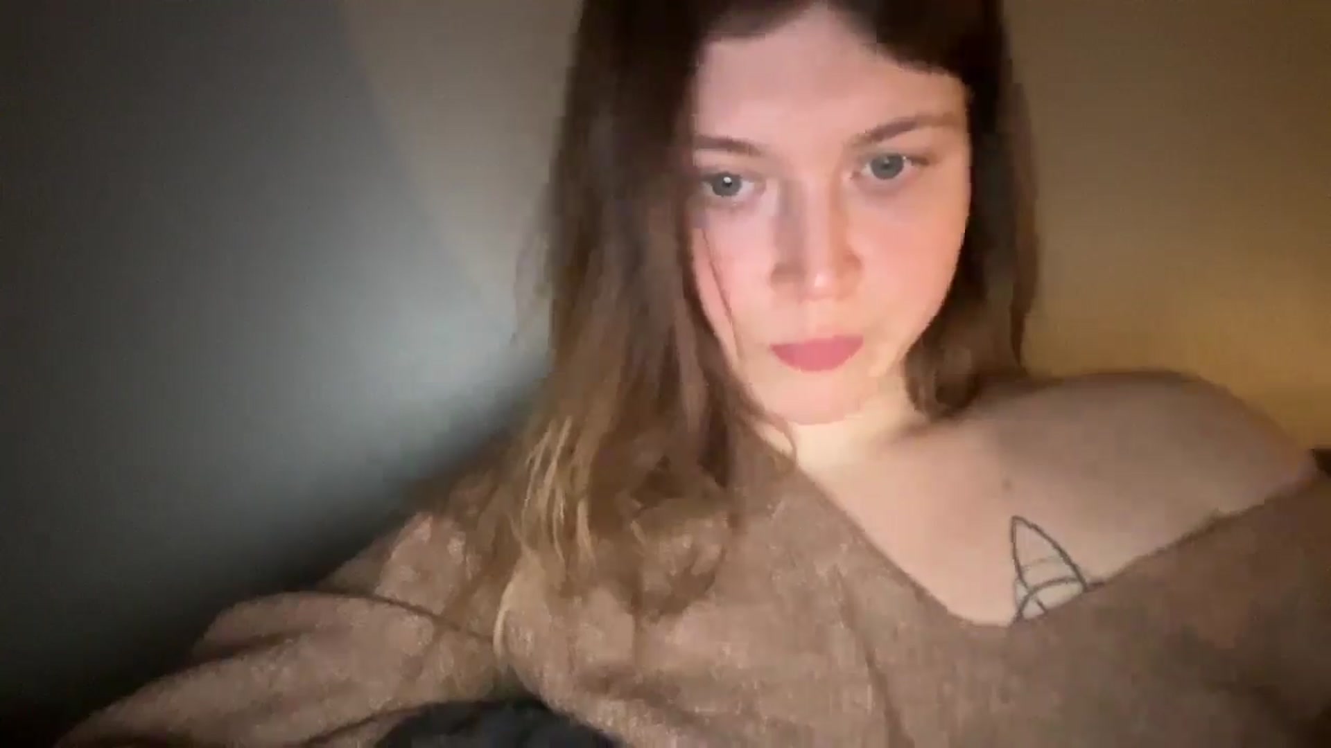 Gallery image thumbnail from BuckwheatLady's myfreecams stream on, 02/18/2026, 19:05 image 12 of 20