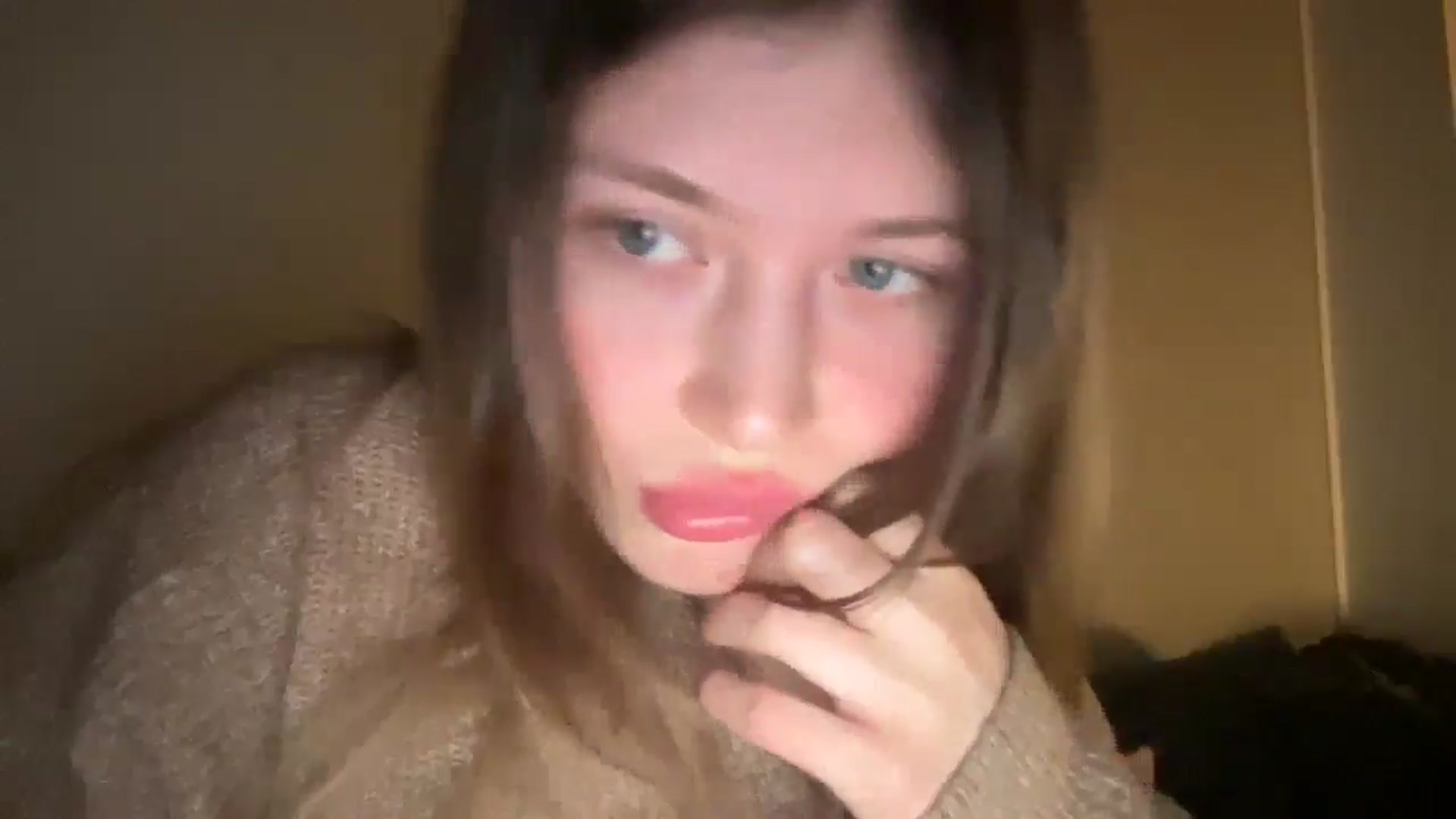 Gallery image thumbnail from BuckwheatLady's myfreecams stream on, 02/18/2026, 20:57 image 10 of 20