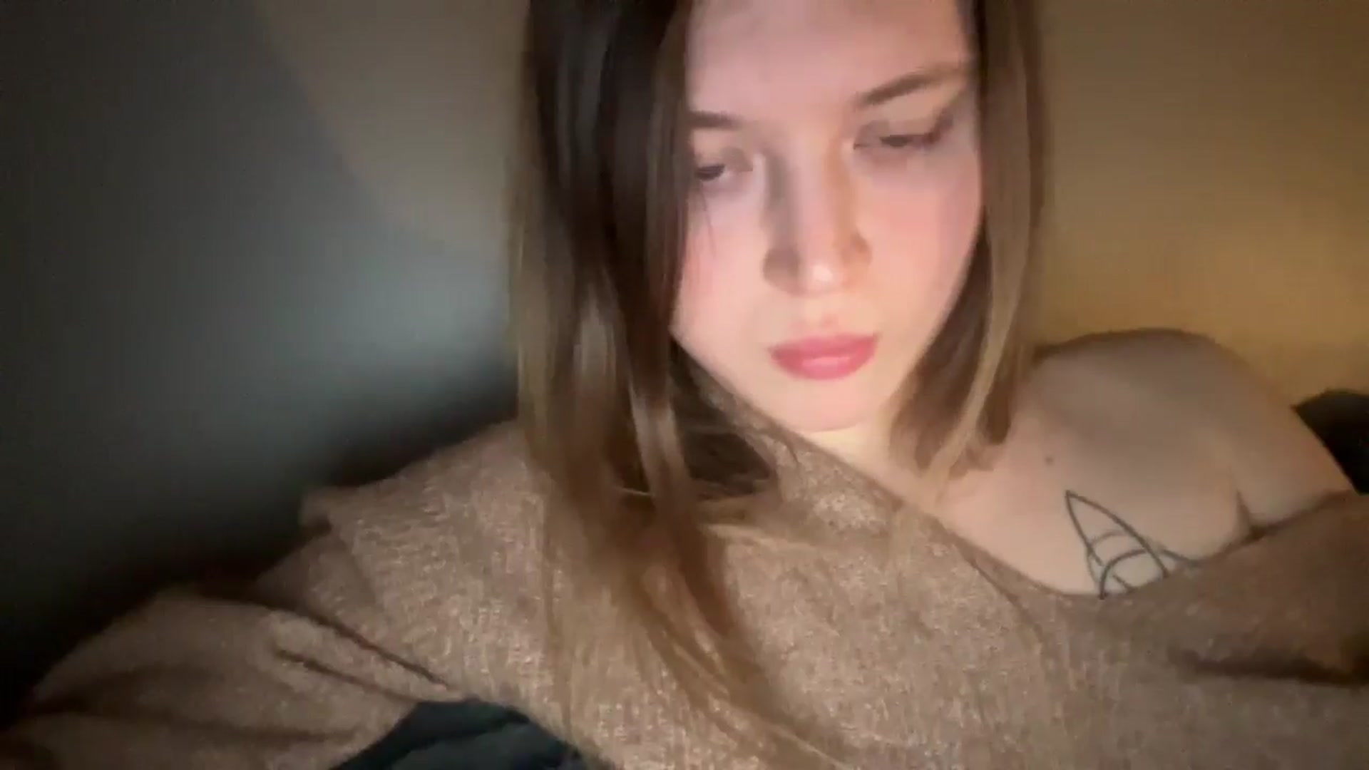 Gallery image thumbnail from BuckwheatLady's myfreecams stream on, 02/18/2026, 20:57 image 17 of 20