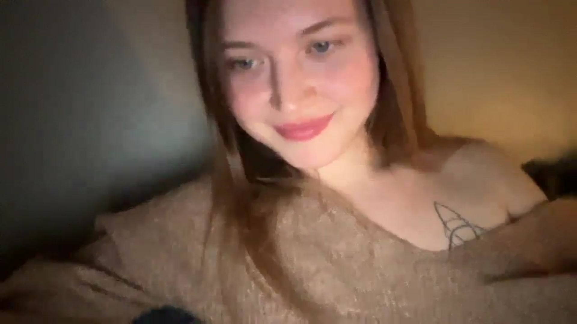 Gallery image thumbnail from BuckwheatLady's myfreecams stream on, 02/18/2026, 20:57 image 13 of 20