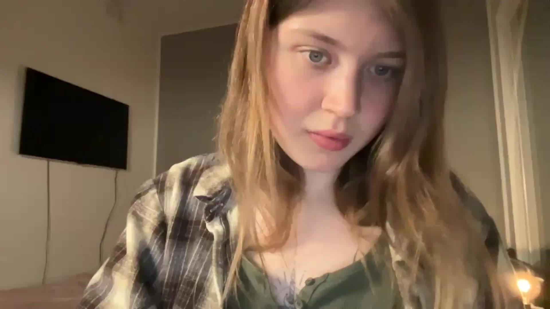 Gallery image thumbnail from BuckwheatLady's myfreecams stream on, 02/24/2026, 17:41 image 13 of 20