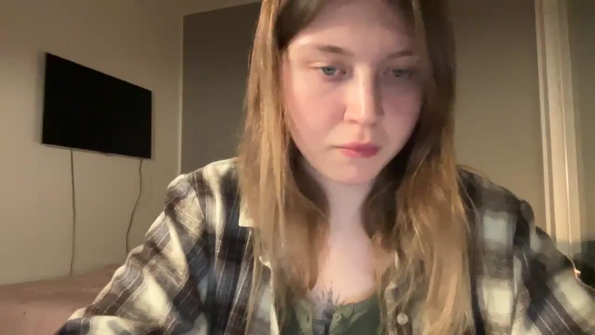 Gallery image thumbnail from BuckwheatLady's myfreecams stream on, 02/24/2026, 17:41 image 17 of 20