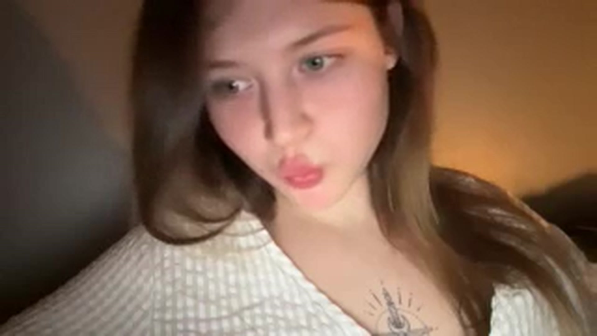 Gallery image thumbnail from BuckwheatLady's myfreecams stream on, 02/25/2026, 19:52 image 18 of 20