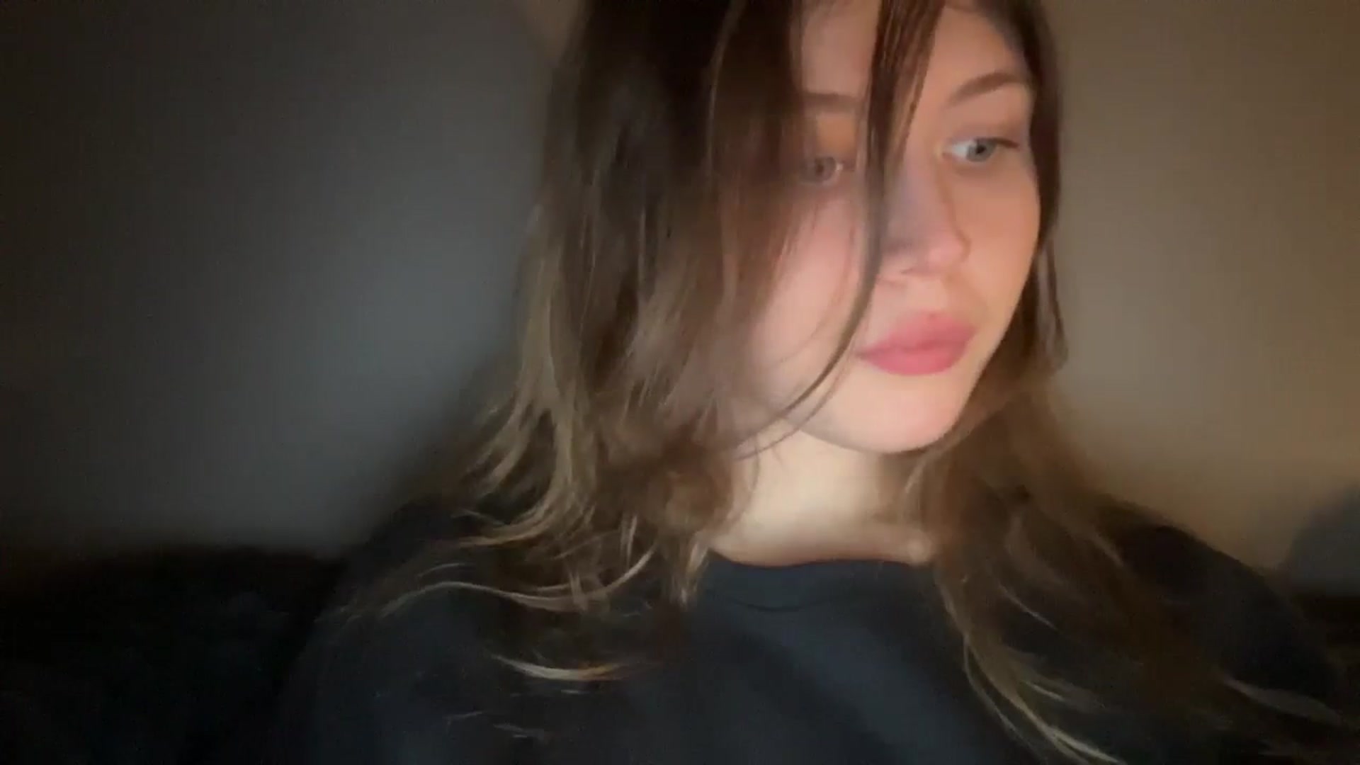 Gallery image thumbnail from BuckwheatLady's myfreecams stream on, 03/02/2026, 19:34 image 6 of 20