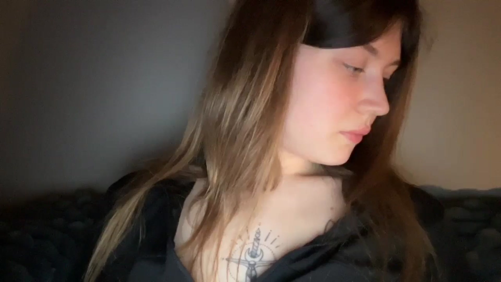 Gallery image thumbnail from BuckwheatLady's myfreecams stream on, 03/03/2026, 18:41 image 11 of 20