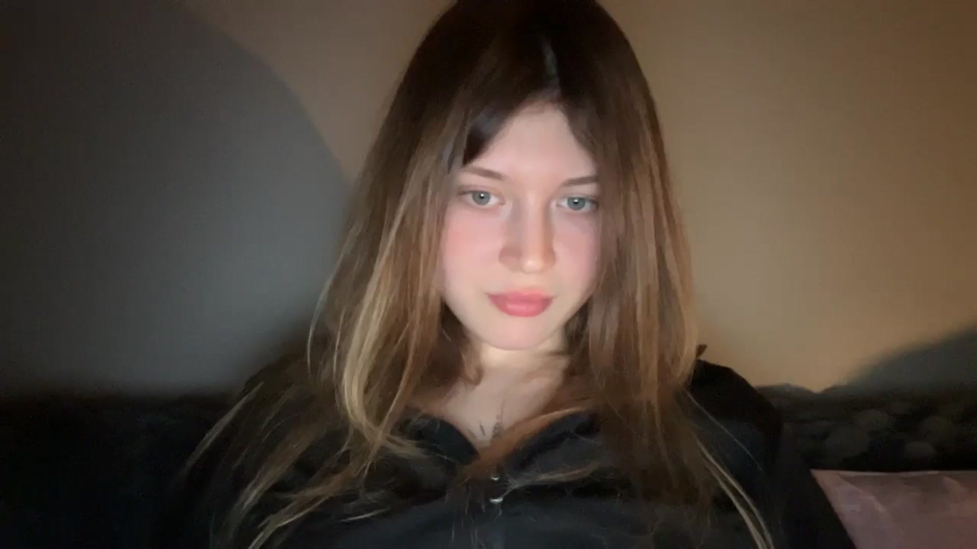 Gallery image thumbnail from BuckwheatLady's myfreecams stream on, 03/03/2026, 18:41 image 6 of 20