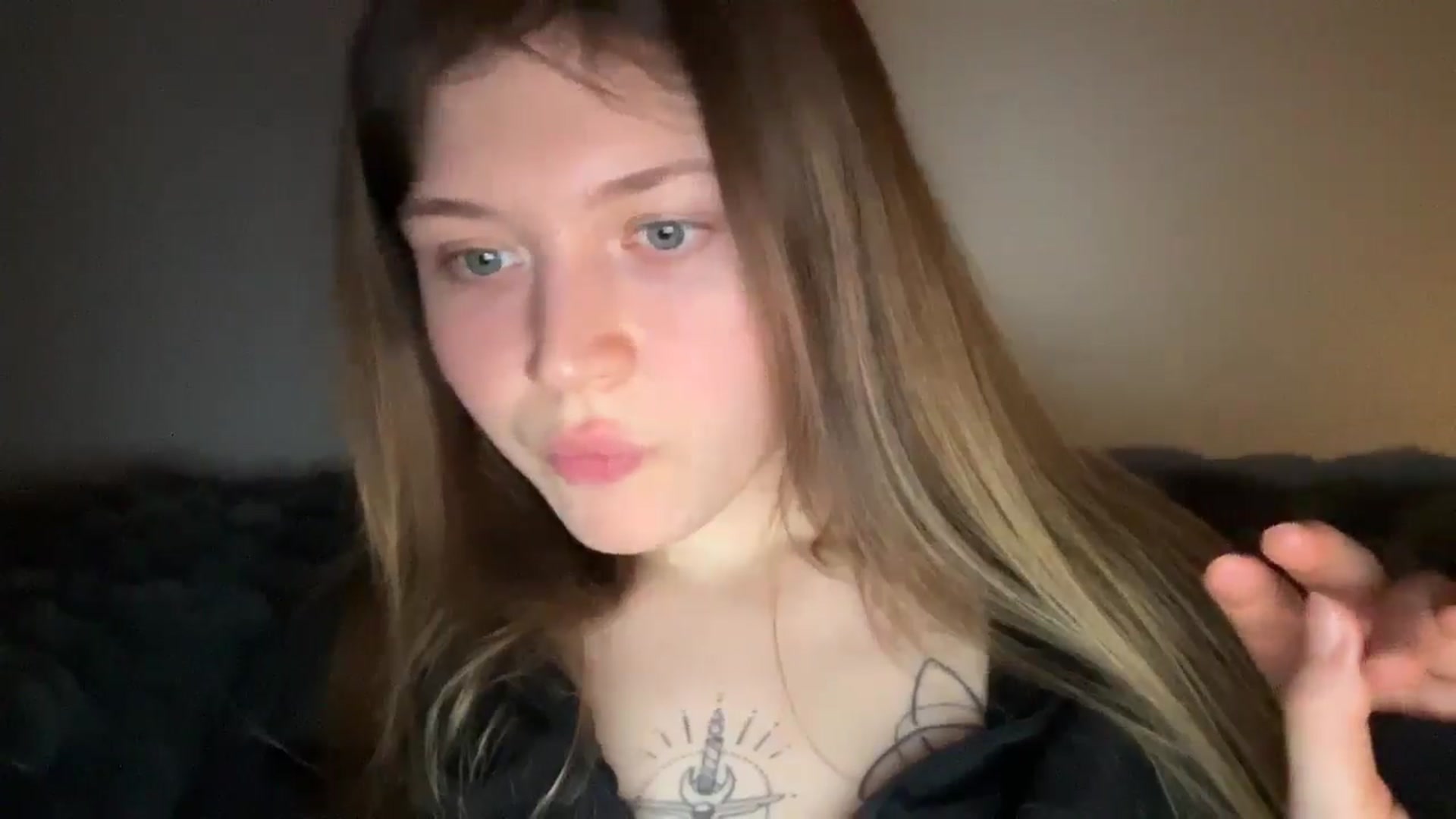 Gallery image thumbnail from BuckwheatLady's myfreecams stream on, 03/03/2026, 18:41 image 15 of 20