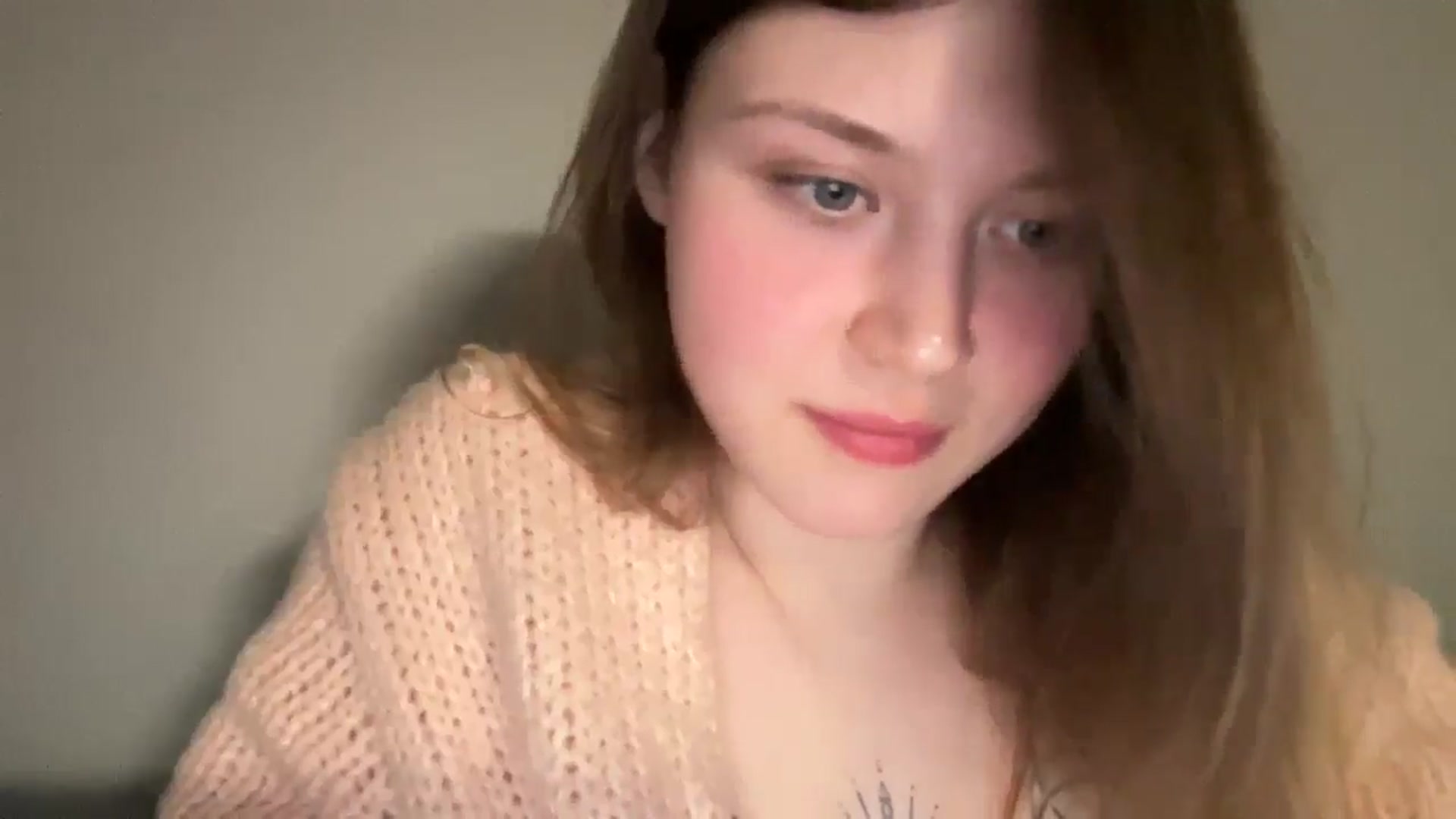 Gallery image thumbnail from BuckwheatLady's myfreecams stream on, 03/08/2026, 18:36 image 12 of 20