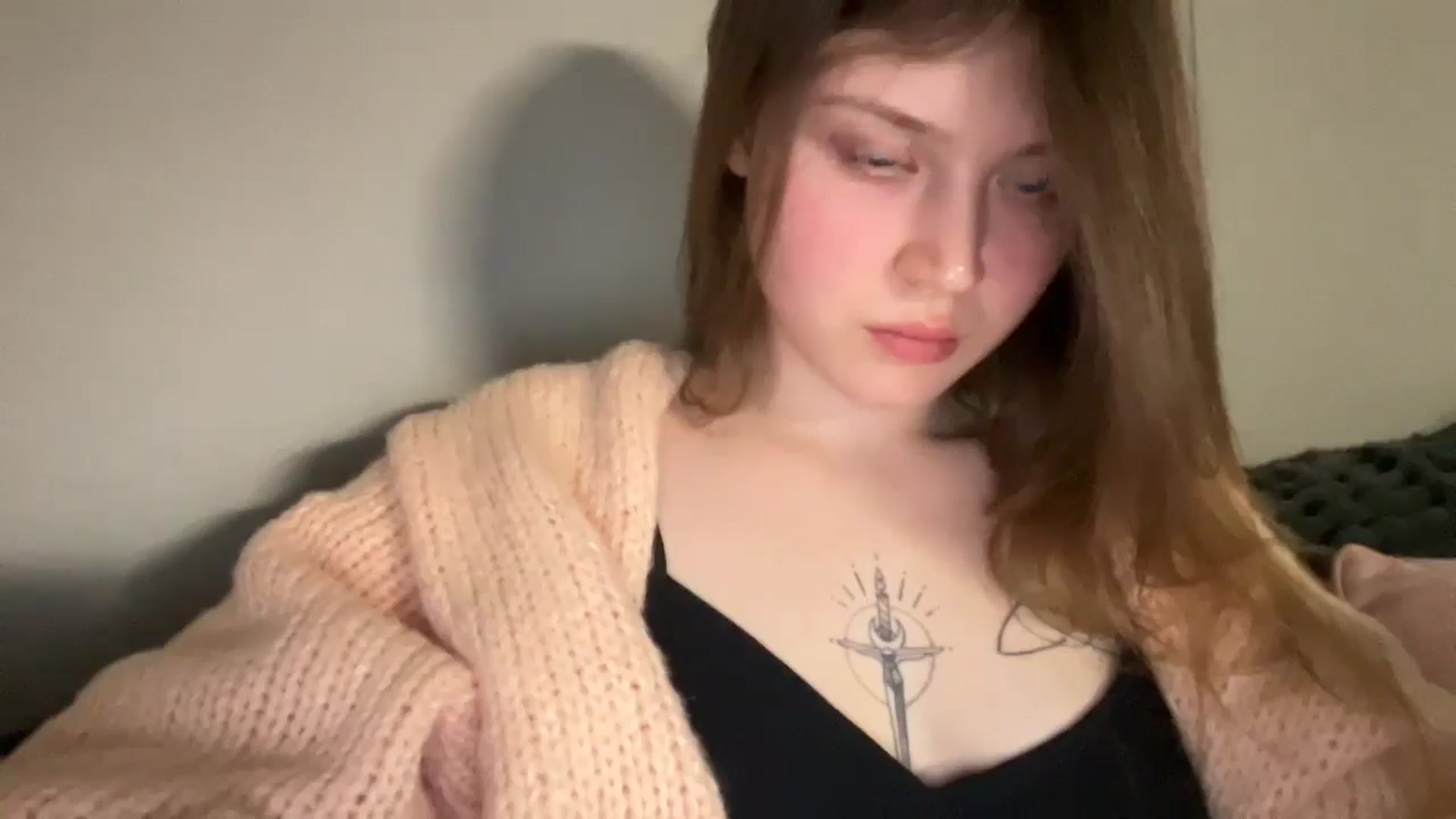 Gallery image thumbnail from BuckwheatLady's myfreecams stream on, 03/08/2026, 18:36 image 10 of 20