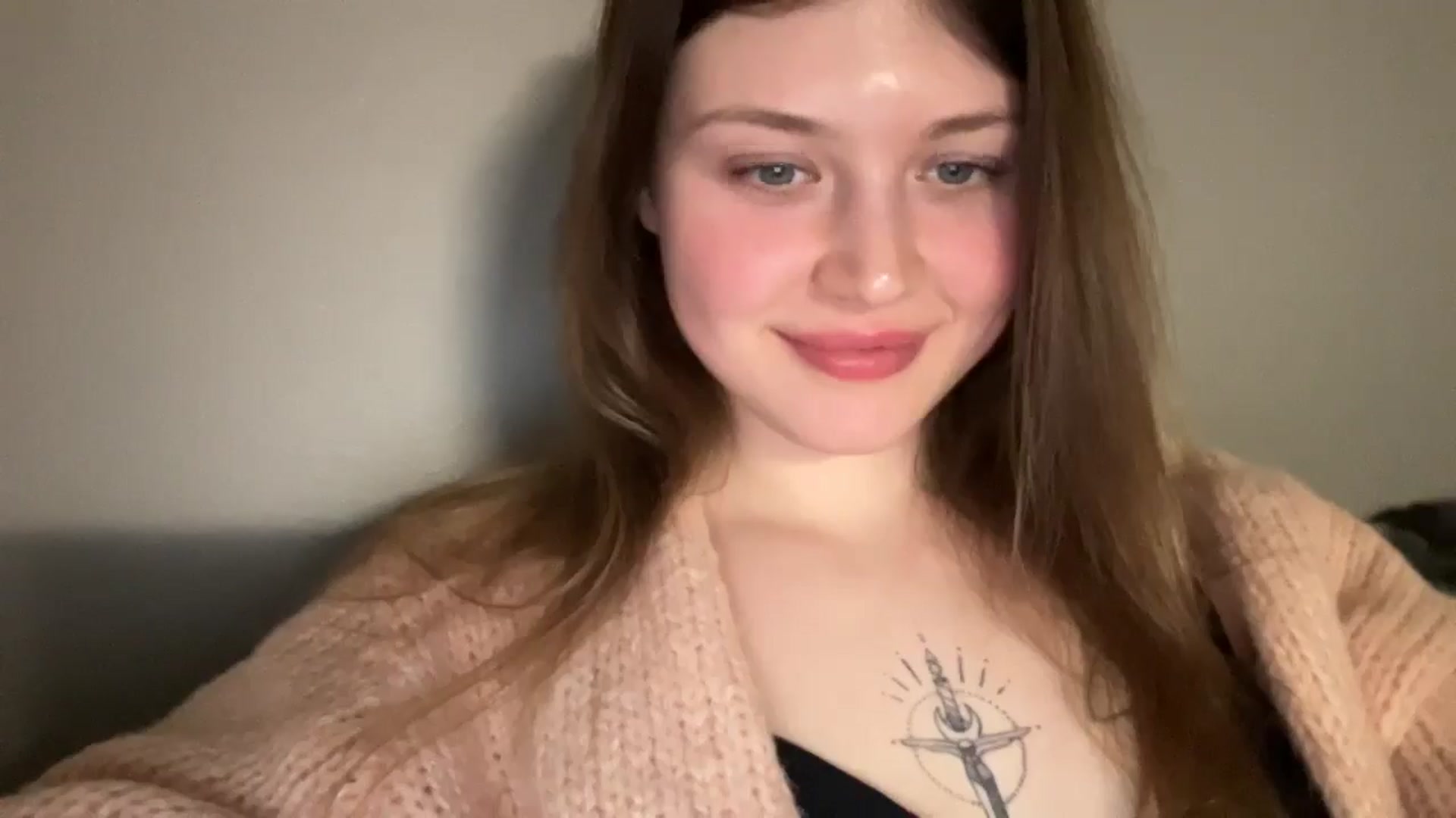 Gallery image thumbnail from BuckwheatLady's myfreecams stream on, 03/08/2026, 18:36 image 13 of 20