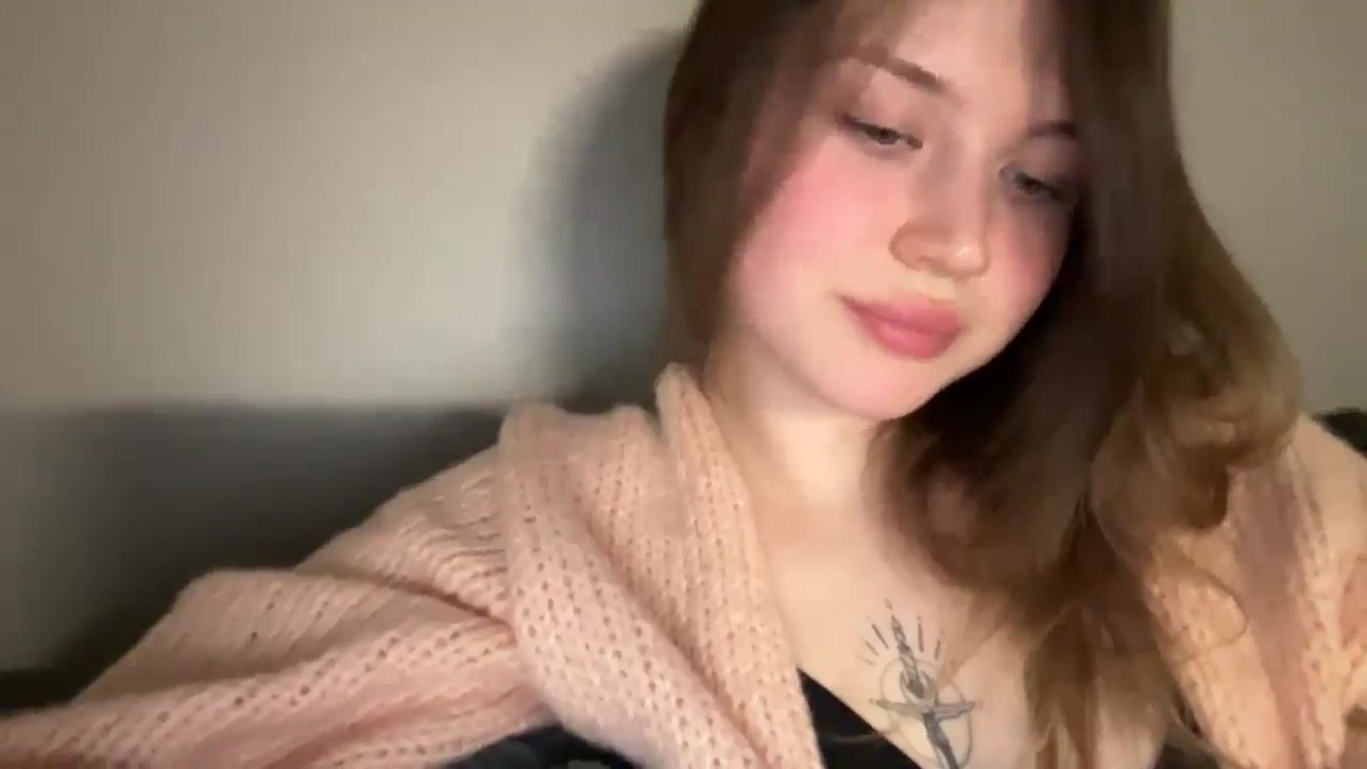 Gallery image thumbnail from BuckwheatLady's myfreecams stream on, 03/08/2026, 18:36 image 6 of 20