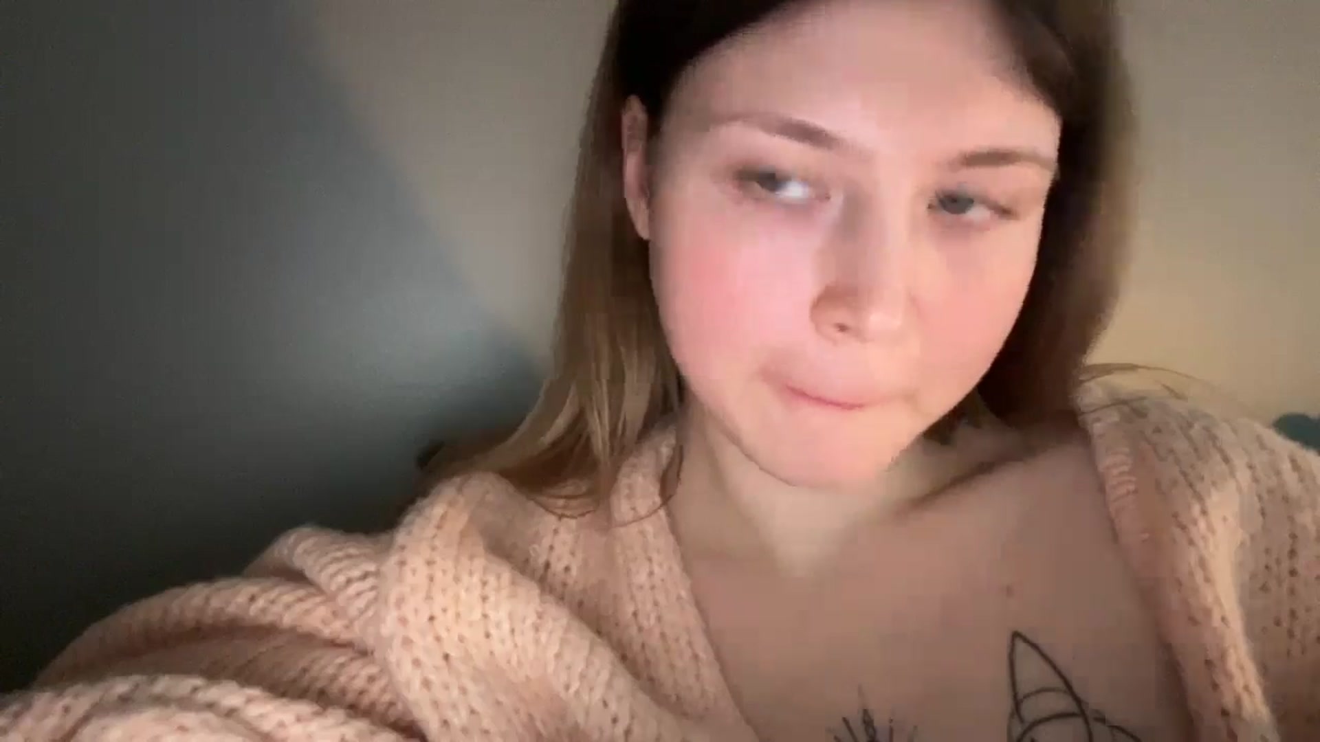 Gallery image thumbnail from BuckwheatLady's myfreecams stream on, 03/12/2026, 12:30 image 20 of 20