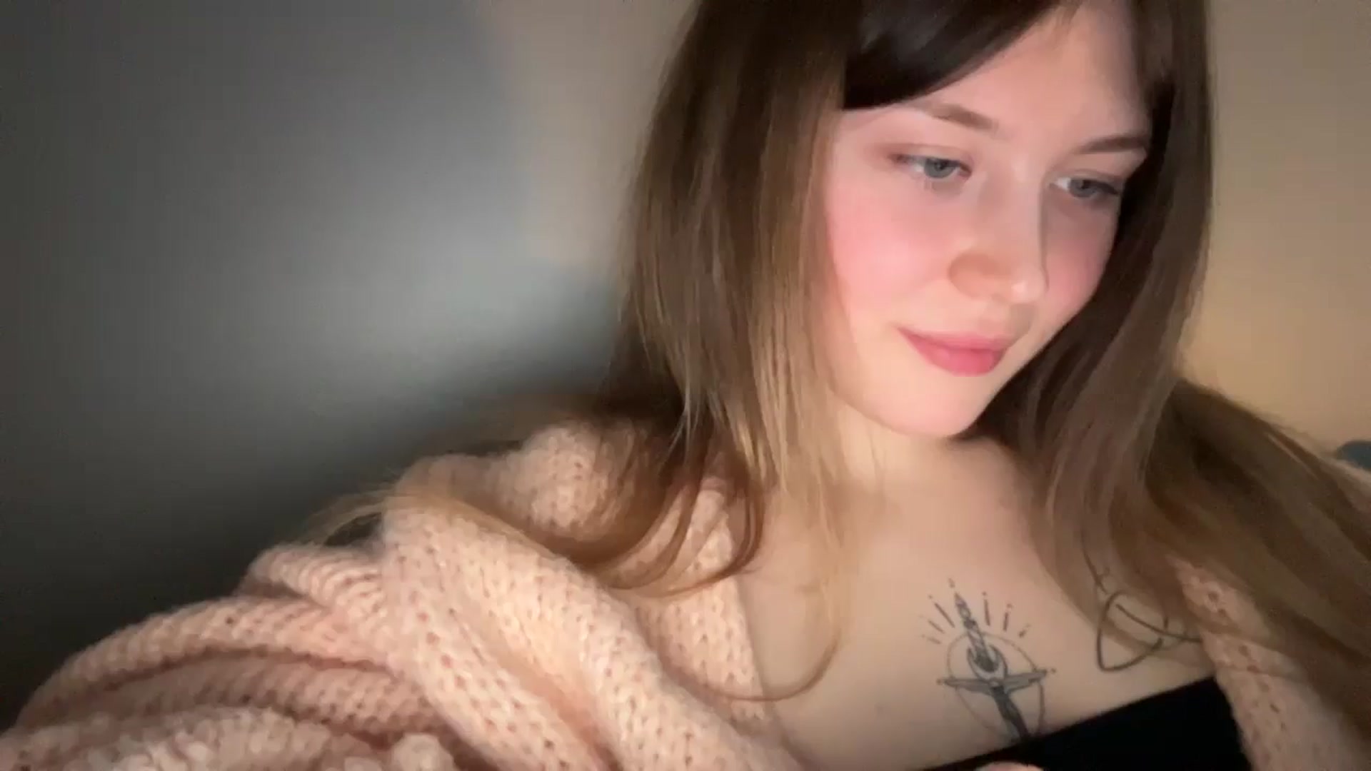 Gallery image thumbnail from BuckwheatLady's myfreecams stream on, 03/12/2026, 12:30 image 13 of 20