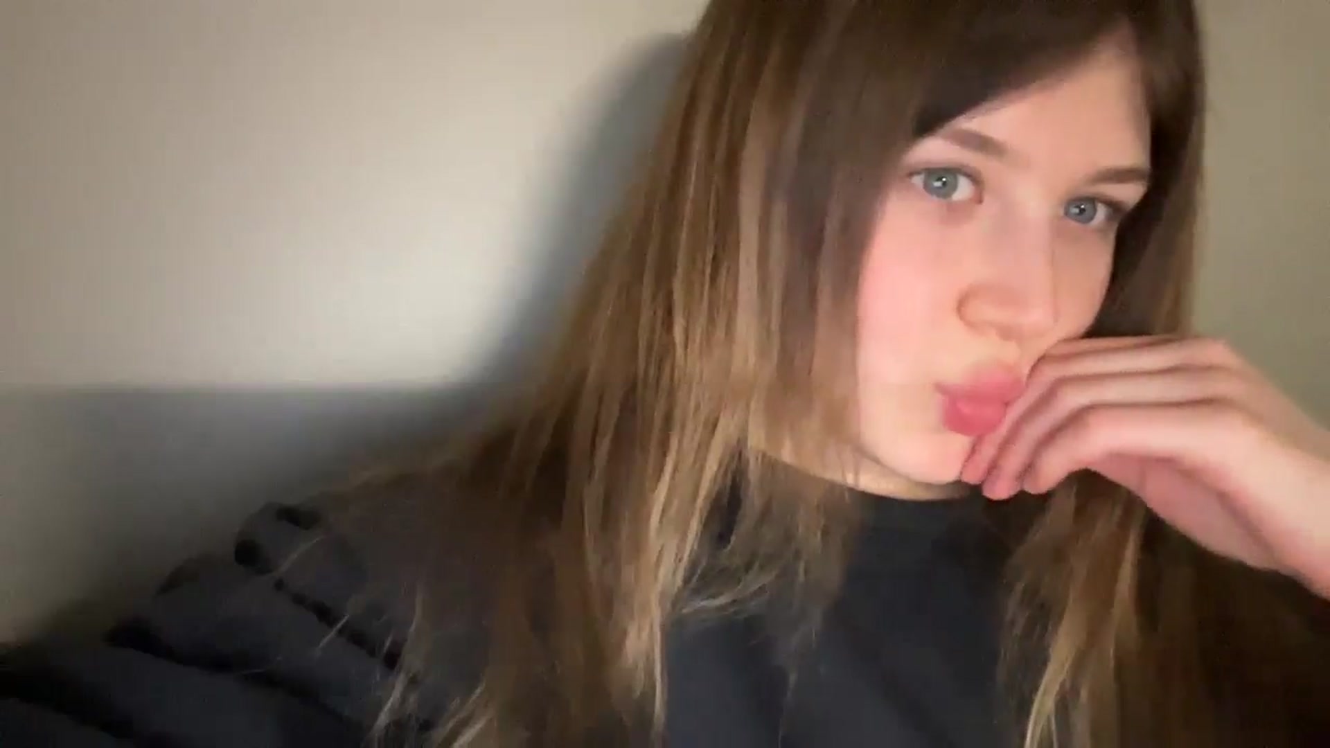 Gallery image thumbnail from BuckwheatLady's myfreecams stream on, 03/13/2026, 19:17 image 2 of 20