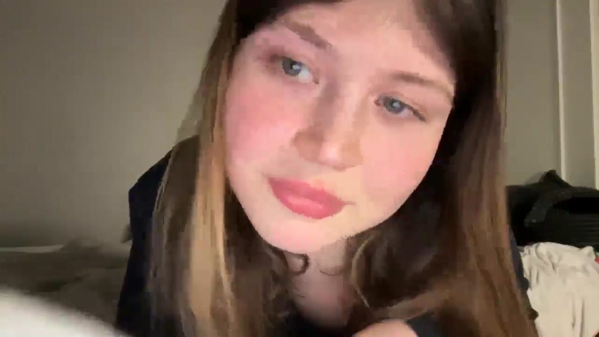 Gallery image thumbnail from BuckwheatLady's myfreecams stream on, 03/18/2026, 17:04 image 19 of 20