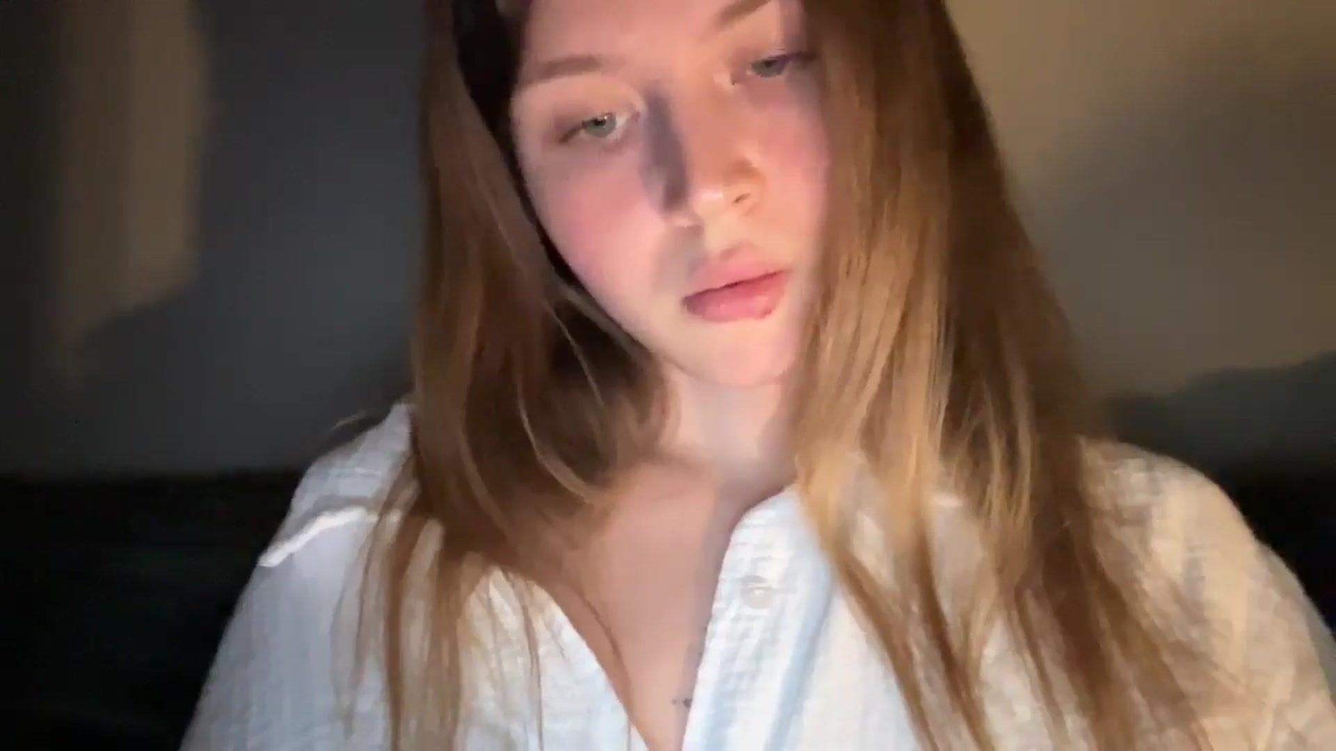 Gallery image thumbnail from BuckwheatLady's myfreecams stream on, 03/20/2026, 19:18 image 7 of 20