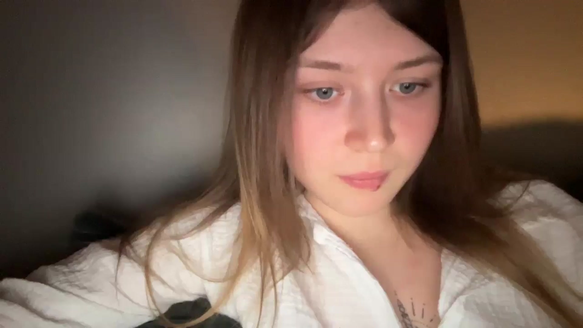 Gallery image thumbnail from BuckwheatLady's myfreecams stream on, 03/22/2026, 17:28 image 12 of 20