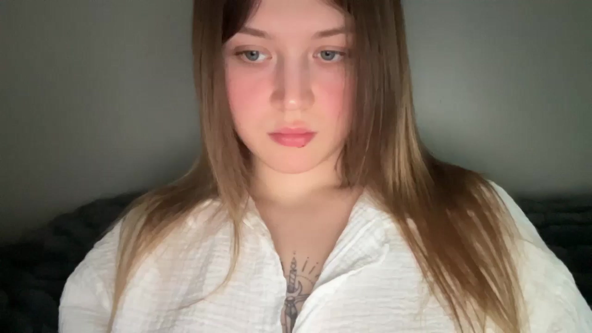 Gallery image thumbnail from BuckwheatLady's myfreecams stream on, 03/22/2026, 17:28 image 1 of 20