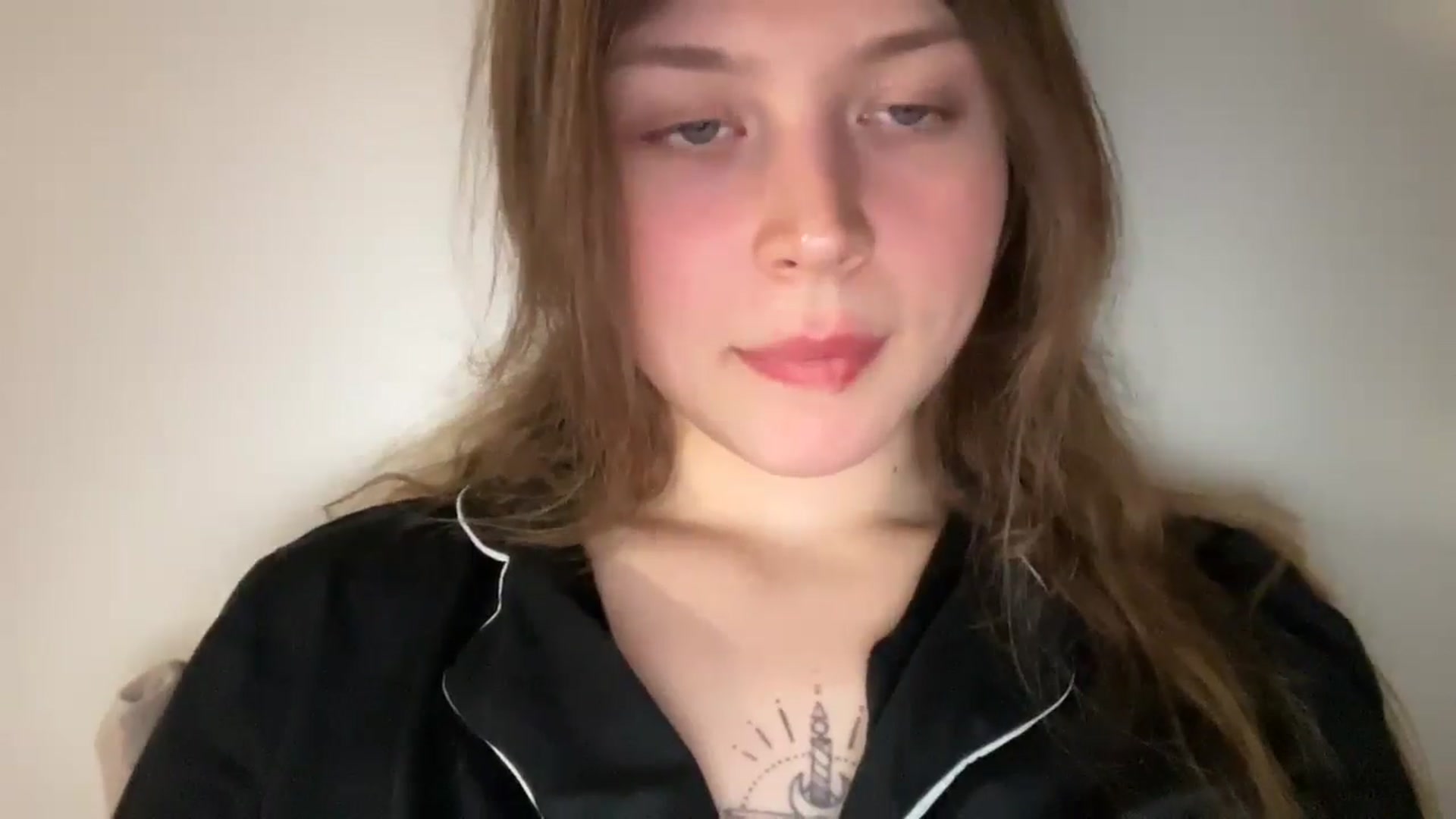 Gallery image thumbnail from BuckwheatLady's myfreecams stream on, 03/24/2026, 19:29 image 2 of 20