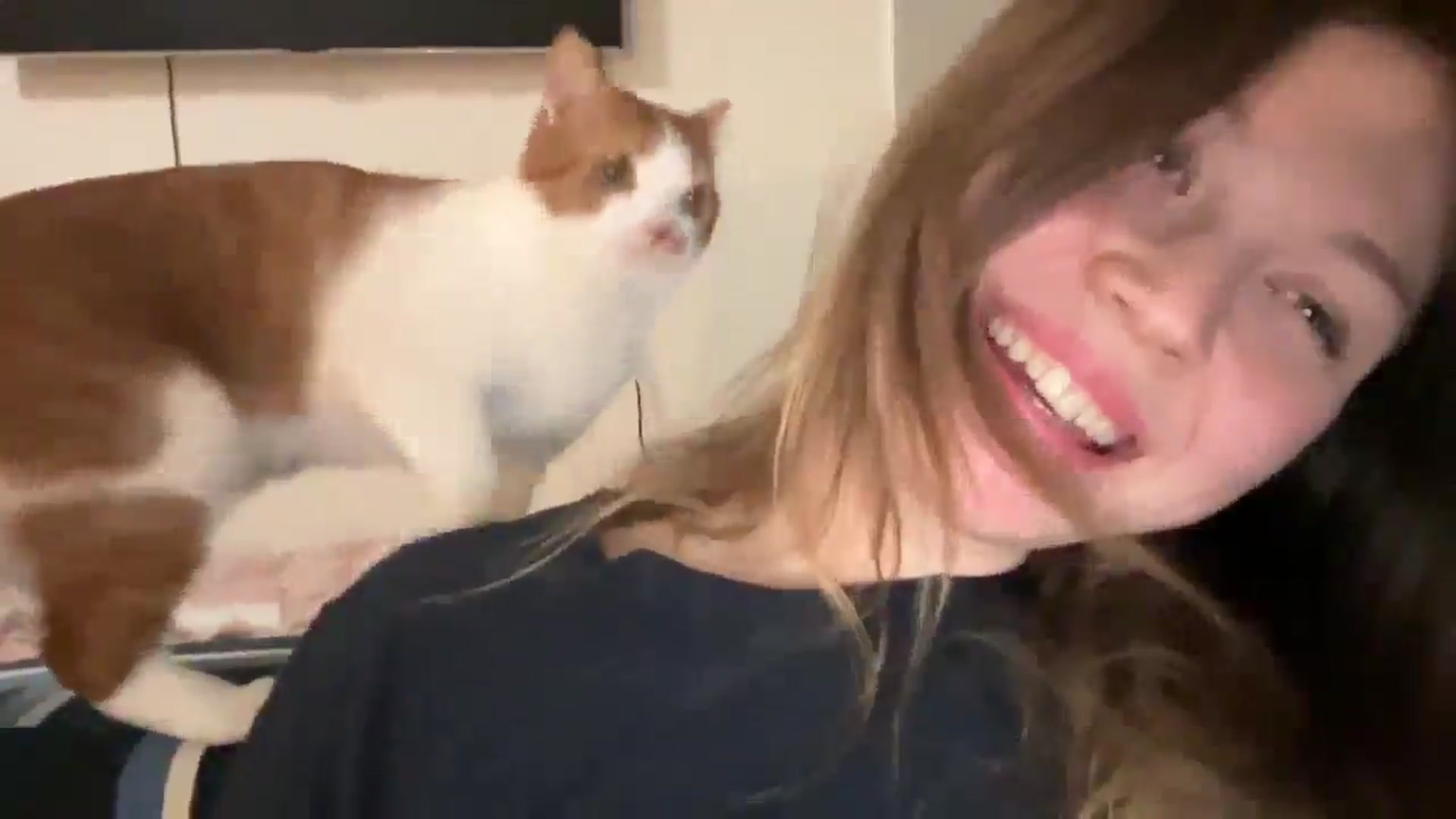 Gallery image thumbnail from BuckwheatLady's myfreecams stream on, 04/07/2026, 20:58 image 17 of 20