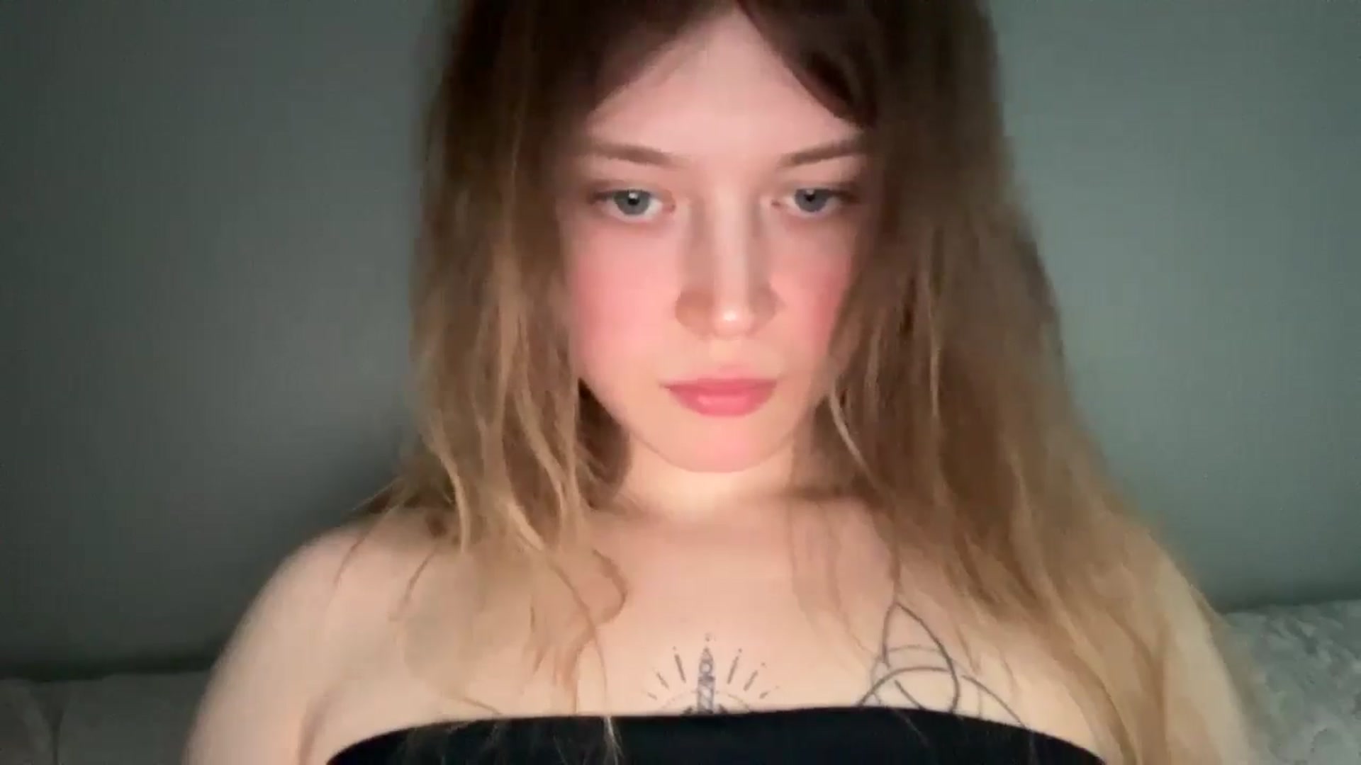 Gallery image thumbnail from BuckwheatLady's myfreecams stream on, 04/15/2026, 17:51 image 7 of 20
