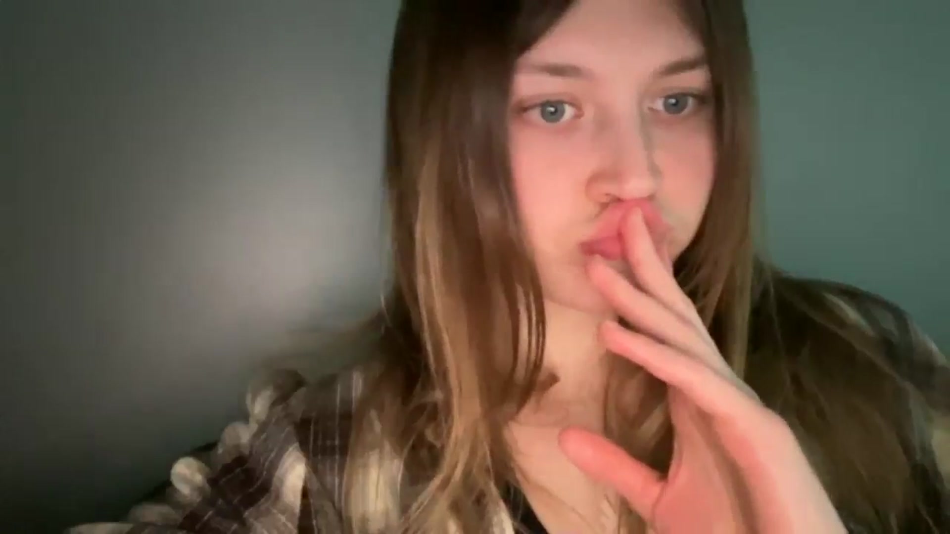 Gallery image thumbnail from BuckwheatLady's myfreecams stream on, 04/16/2026, 13:56 image 7 of 20